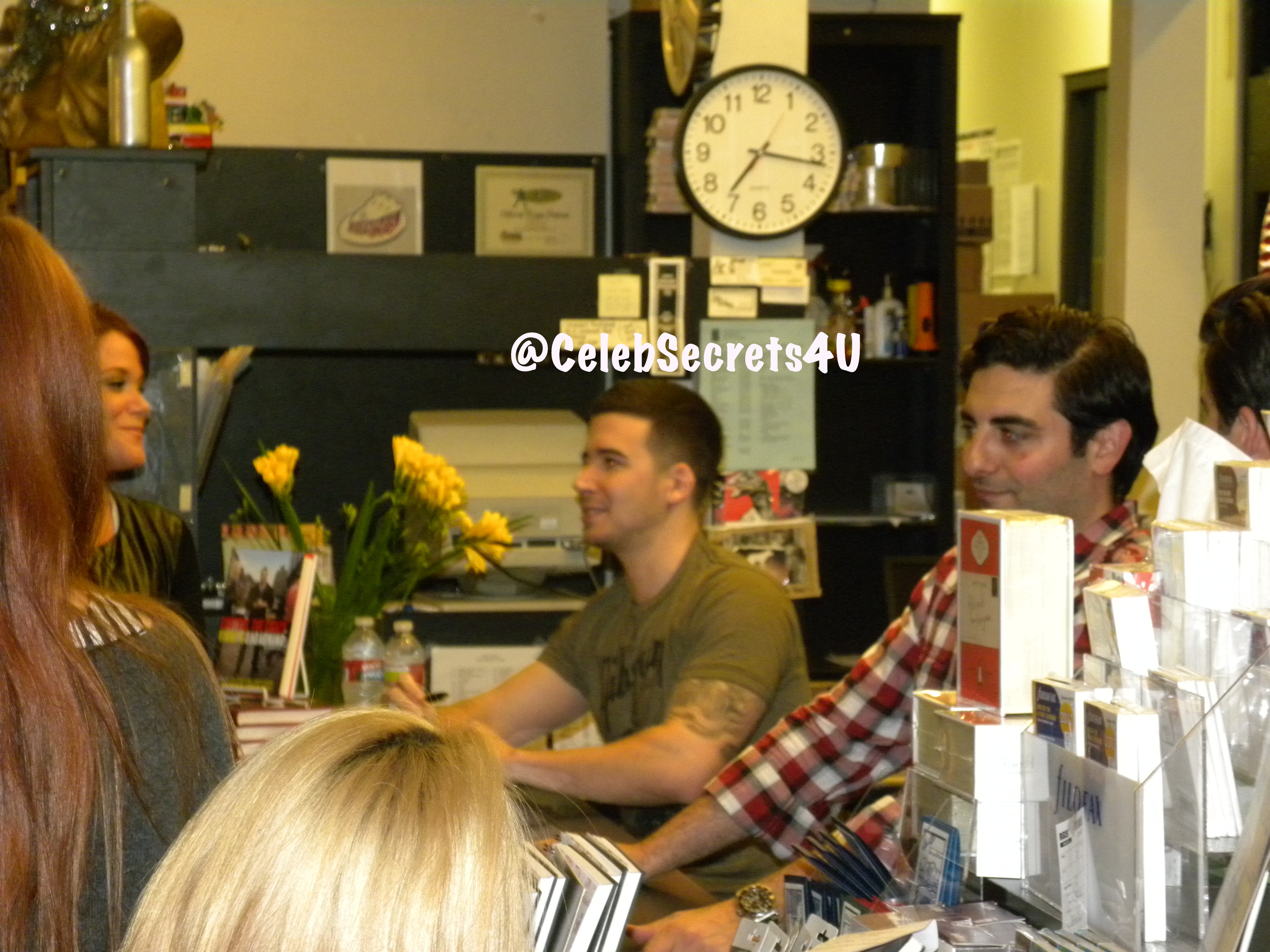 Exclusive: Vinny Guadagnino Booksigning