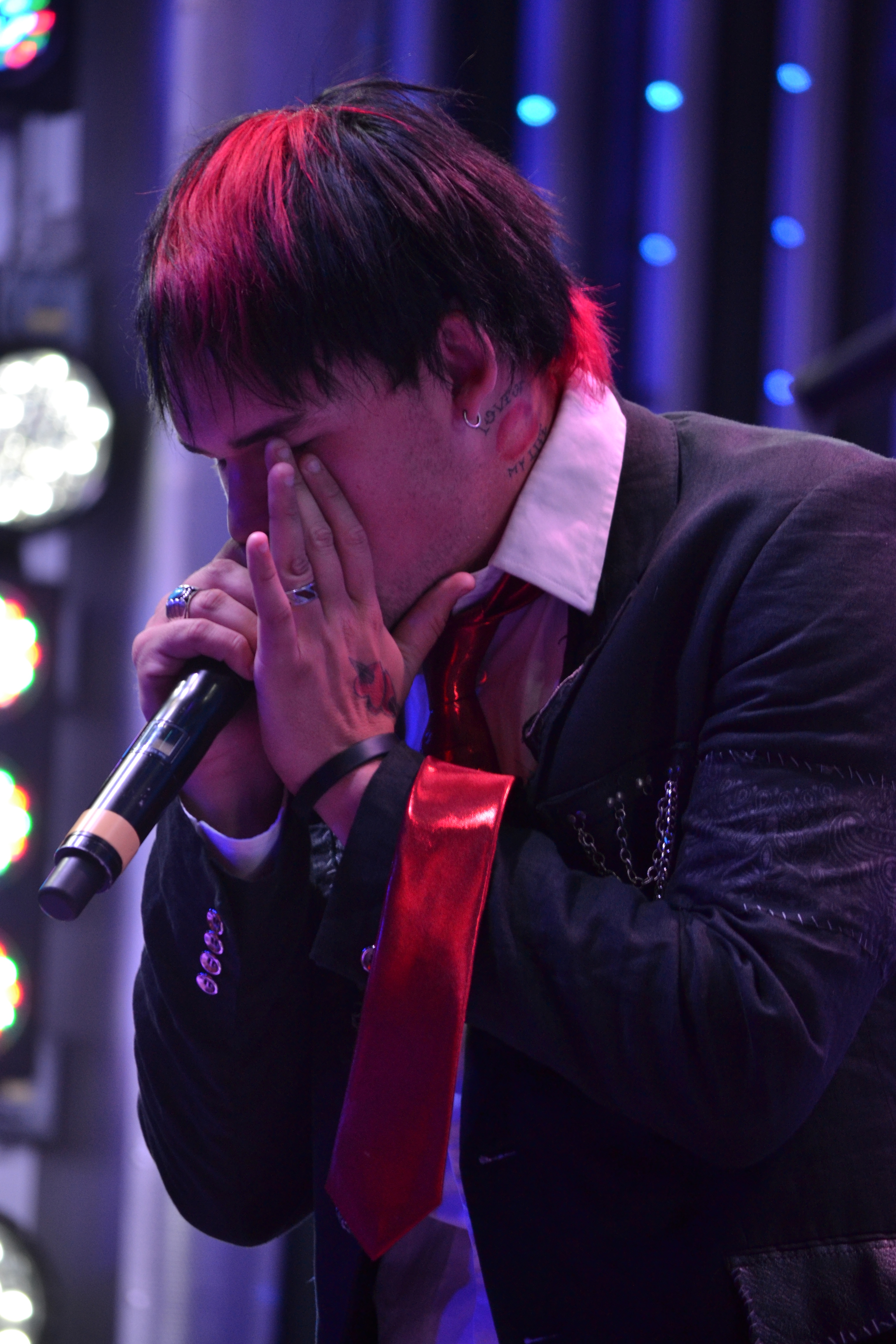 Exclusive: CelebSecrets4U Checks Out James Durbin & Stefano at @CityWalkLA (@Stefano, @DurbinRock)