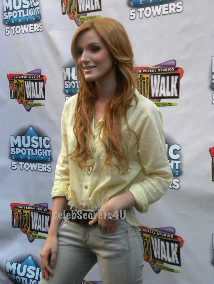 Exclusive: Bella Thorne and IM5 Shut Down CityWalk (@im5band @bellathorne @CityWalkLA)