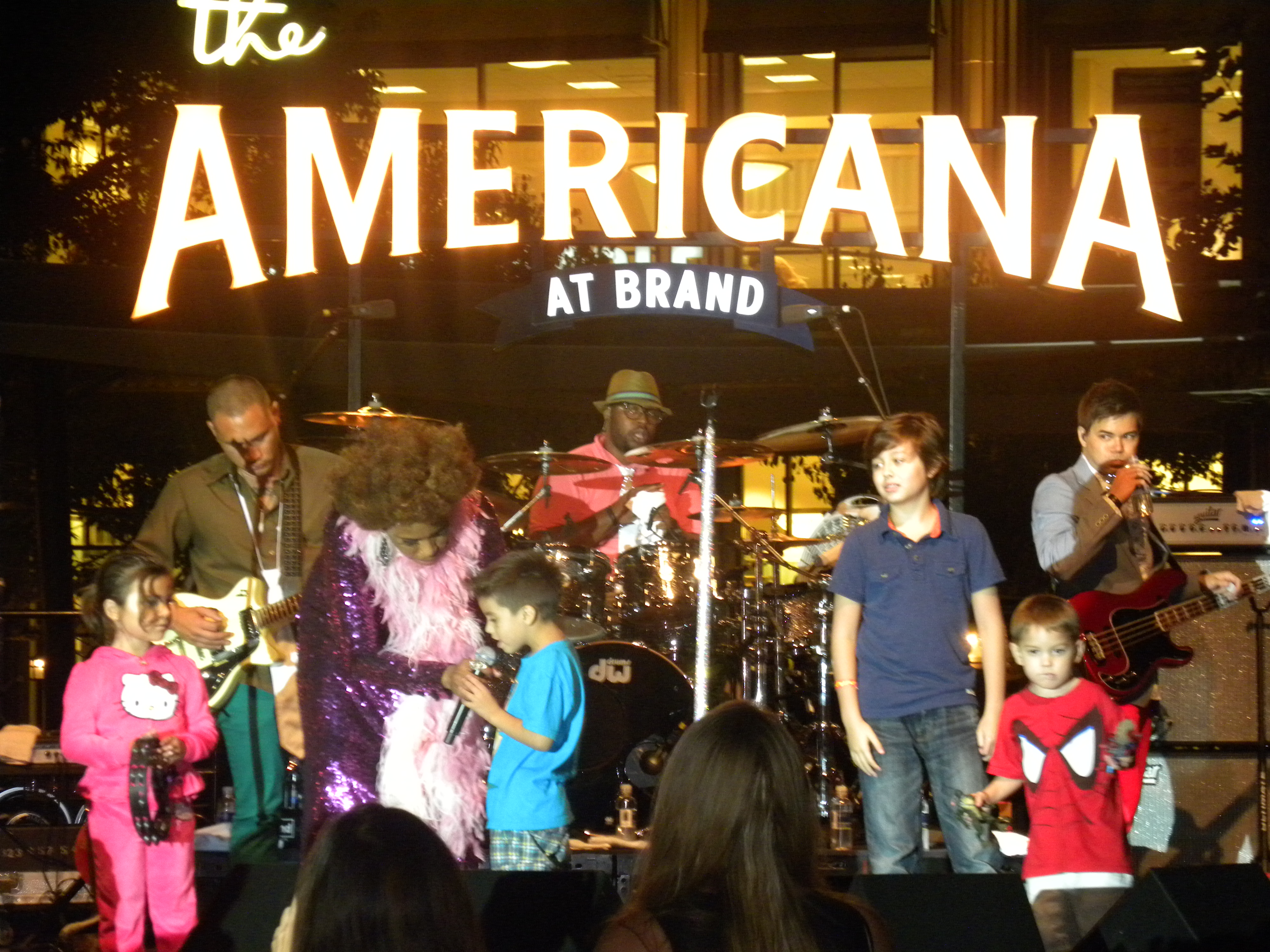 Exclusive: Macy Gray and Haley Reinhart Take The Stage at The Americana At Brand (@MacyGraysLife @HaleyReinhart @AmericanaBrand)
