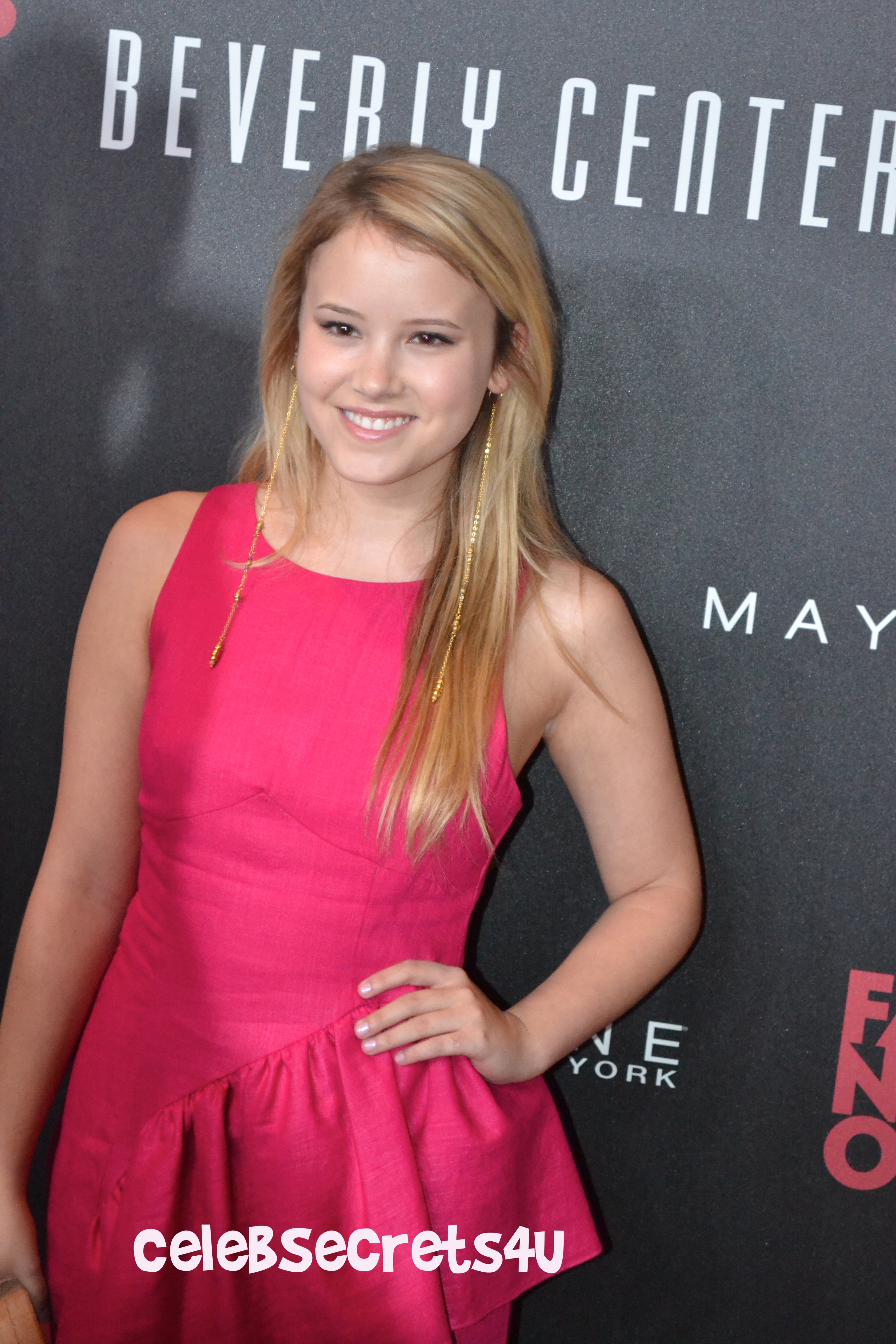 Exclusive: We Celebrate Fashion’s Night Out with Lucy Hale & Kendall Jenner! (@LucyHale @KendallJenner #FNO)