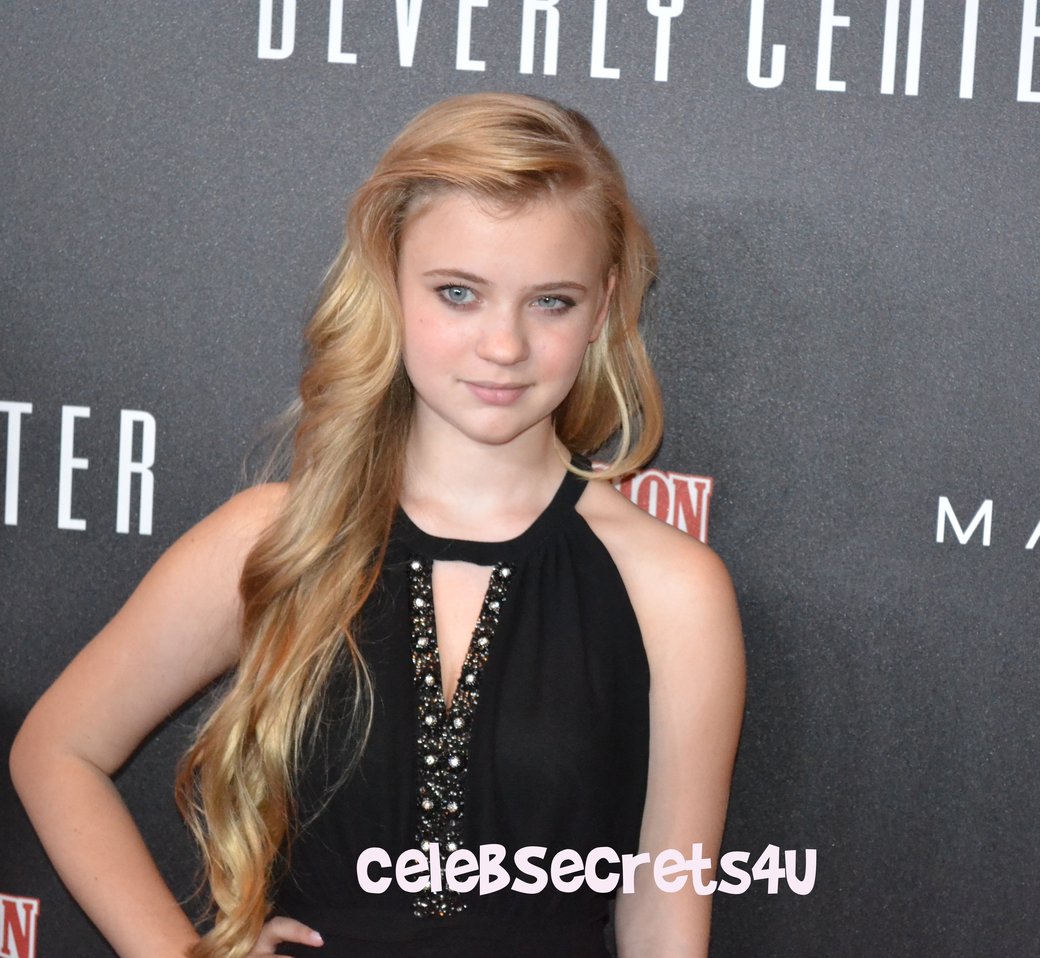 Exclusive: We Celebrate Fashion’s Night Out with Lucy Hale & Kendall Jenner! (@LucyHale @KendallJenner #FNO)