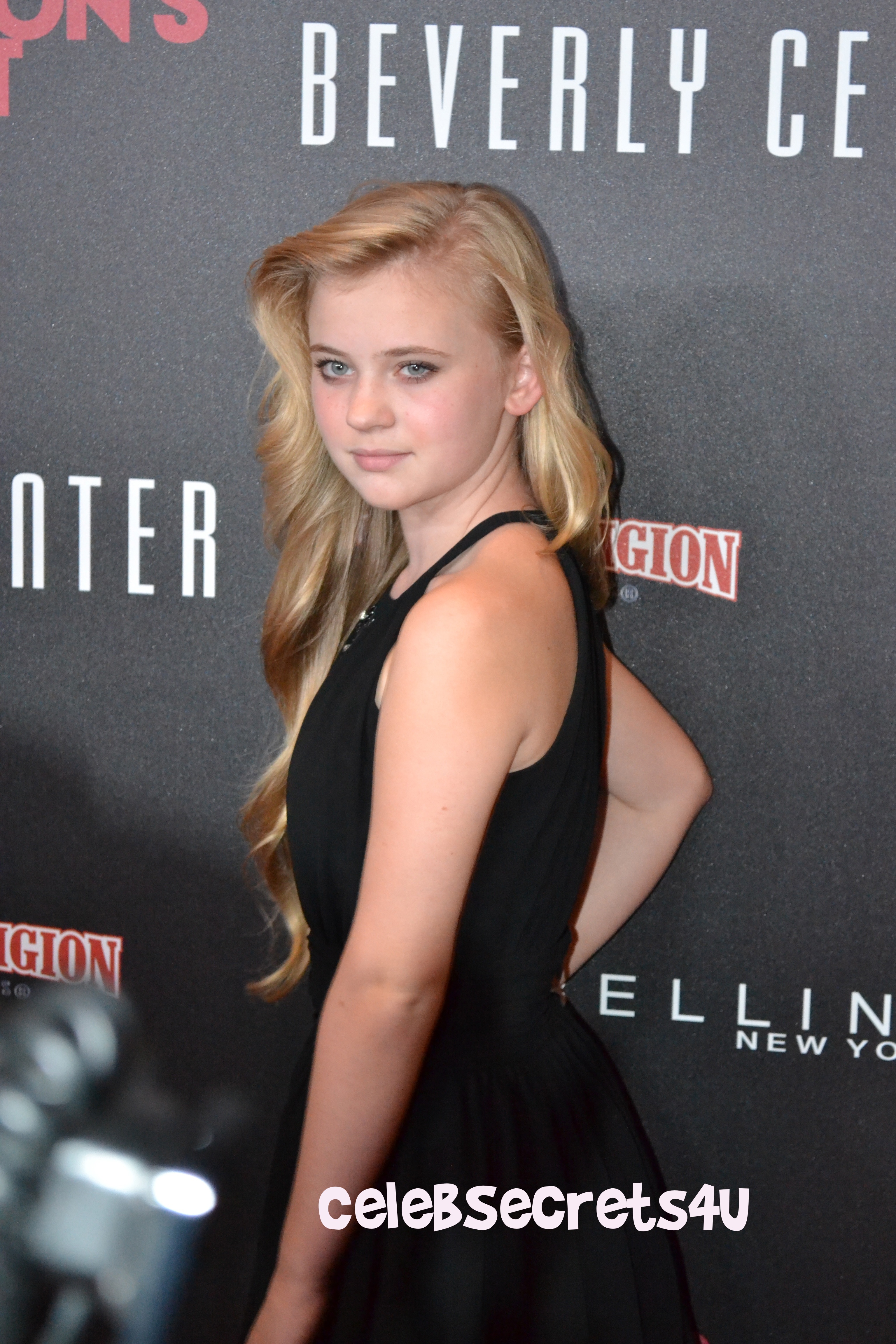 Exclusive: We Celebrate Fashion’s Night Out with Lucy Hale & Kendall Jenner! (@LucyHale @KendallJenner #FNO)