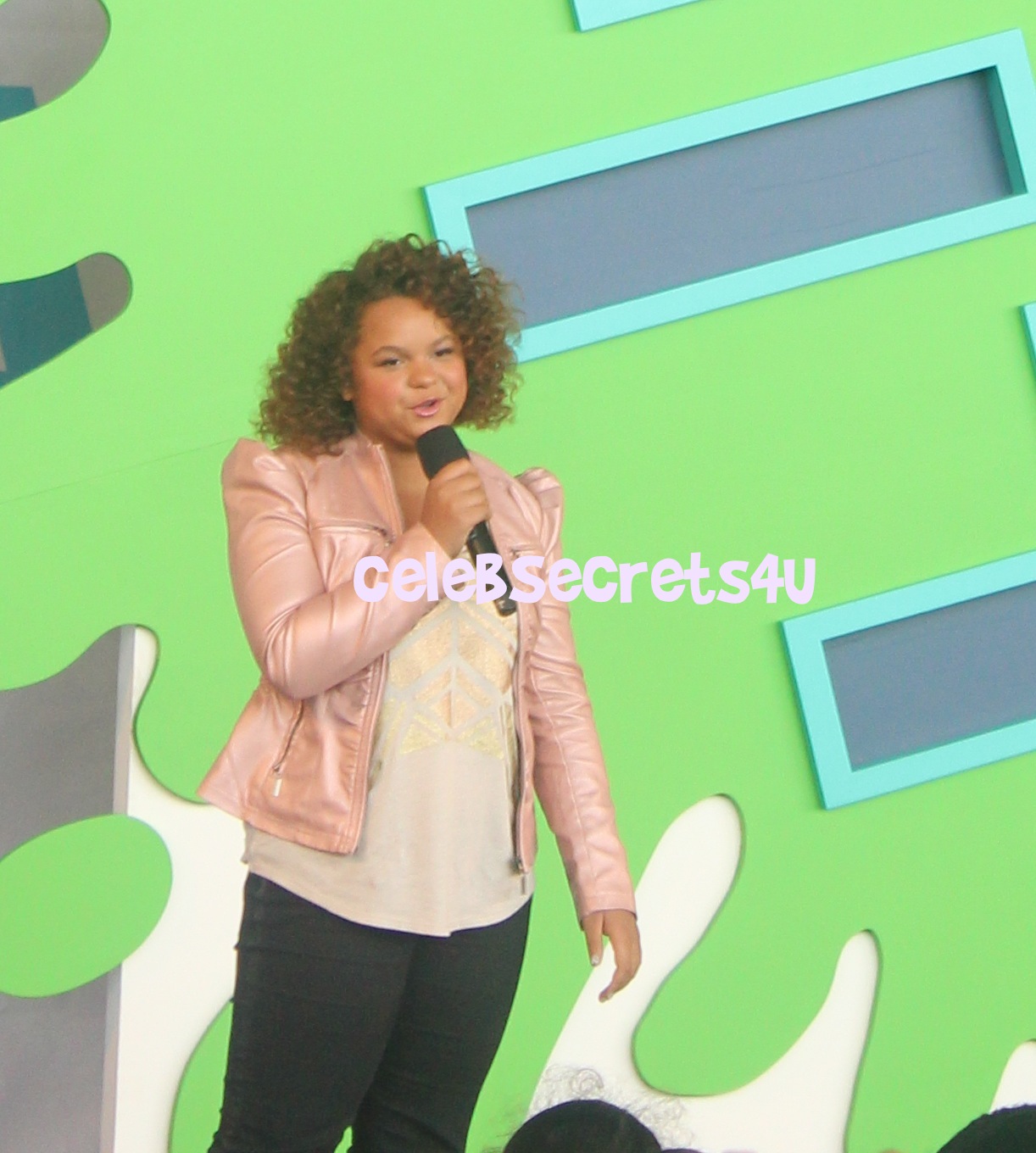 Exclusive: CelebSecrets4U Hangs Out at Nickelodeon’s World Wide Day of Play