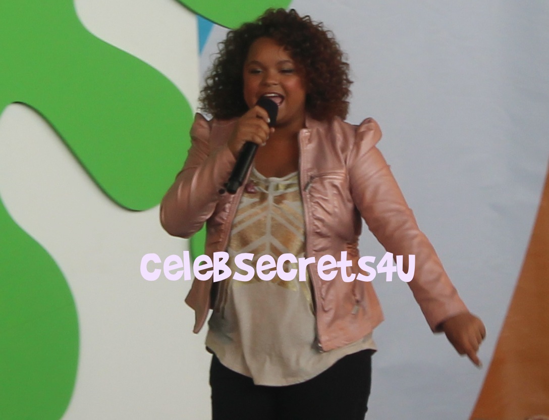 Exclusive: CelebSecrets4U Hangs Out at Nickelodeon’s World Wide Day of Play