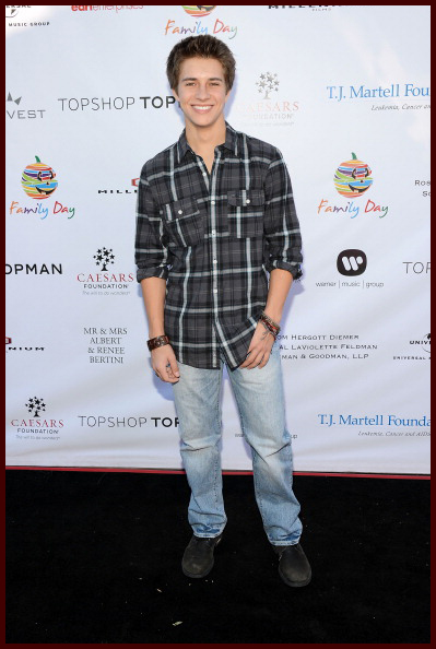 Exclusive: Cody Simpson, IM5, Rico Rodriguez & More Celebrate TJ Martell’s 4th Annual Family Day LA