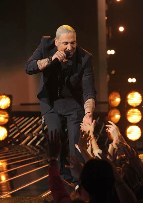 Tune In Alert: The Top 8 Finalists Perform on X-Factor (@XFactorUSA)