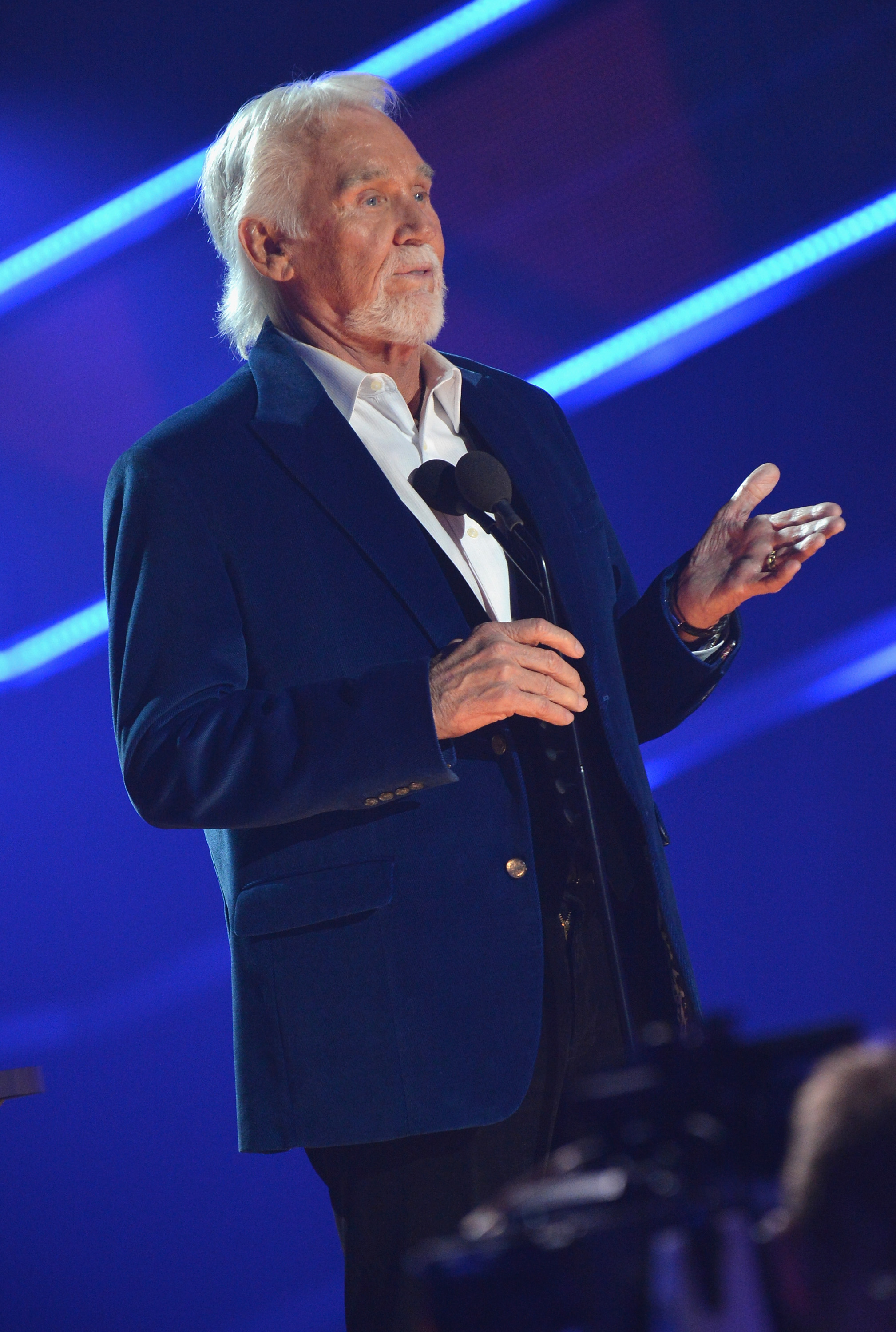 Country Music’s Best and Brightest Of 2012 Honored Last Night in Nashville at “CMT ARTISTS OF THE YEAR”