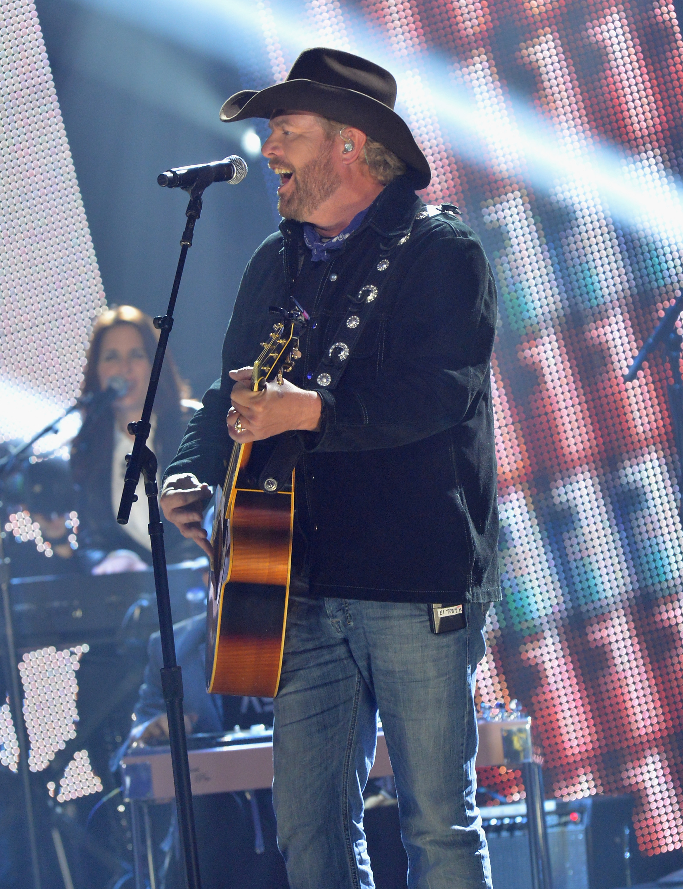 Country Music’s Best and Brightest Of 2012 Honored Last Night in Nashville at “CMT ARTISTS OF THE YEAR”