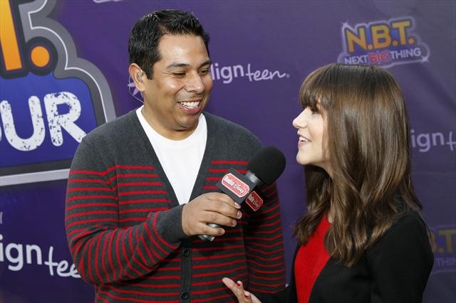 Exclusive: Chloe & Halle WIN Radio Disney’s NBT Season 5 (@chloeandhalle)