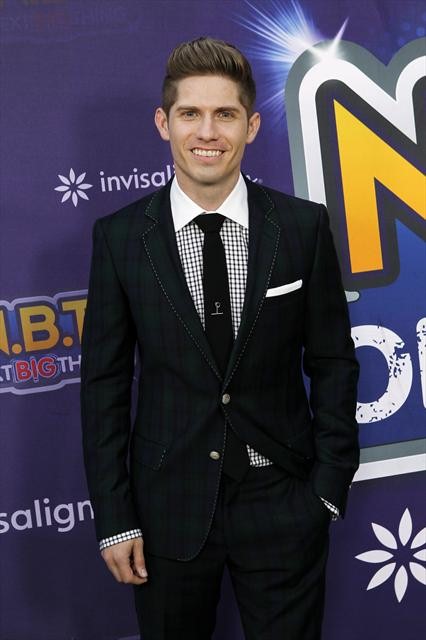 Exclusive: Chloe & Halle WIN Radio Disney’s NBT Season 5 (@chloeandhalle)