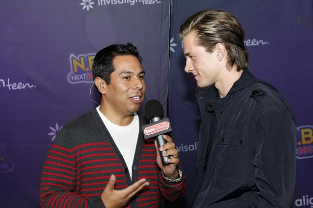 Exclusive: Chloe & Halle WIN Radio Disney’s NBT Season 5 (@chloeandhalle)