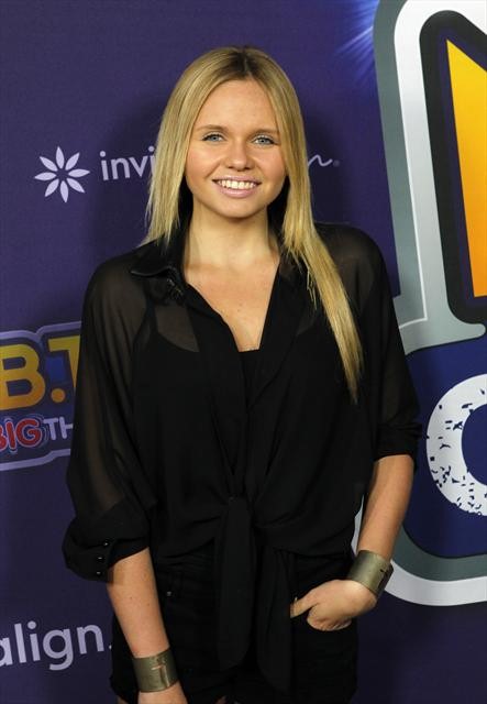 Exclusive: Chloe & Halle WIN Radio Disney’s NBT Season 5 (@chloeandhalle)