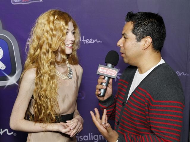 Exclusive: Chloe & Halle WIN Radio Disney’s NBT Season 5 (@chloeandhalle)