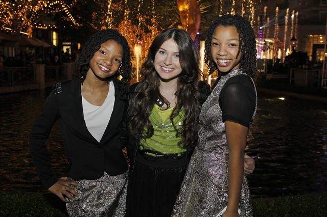 Exclusive: Chloe & Halle WIN Radio Disney’s NBT Season 5 (@chloeandhalle)