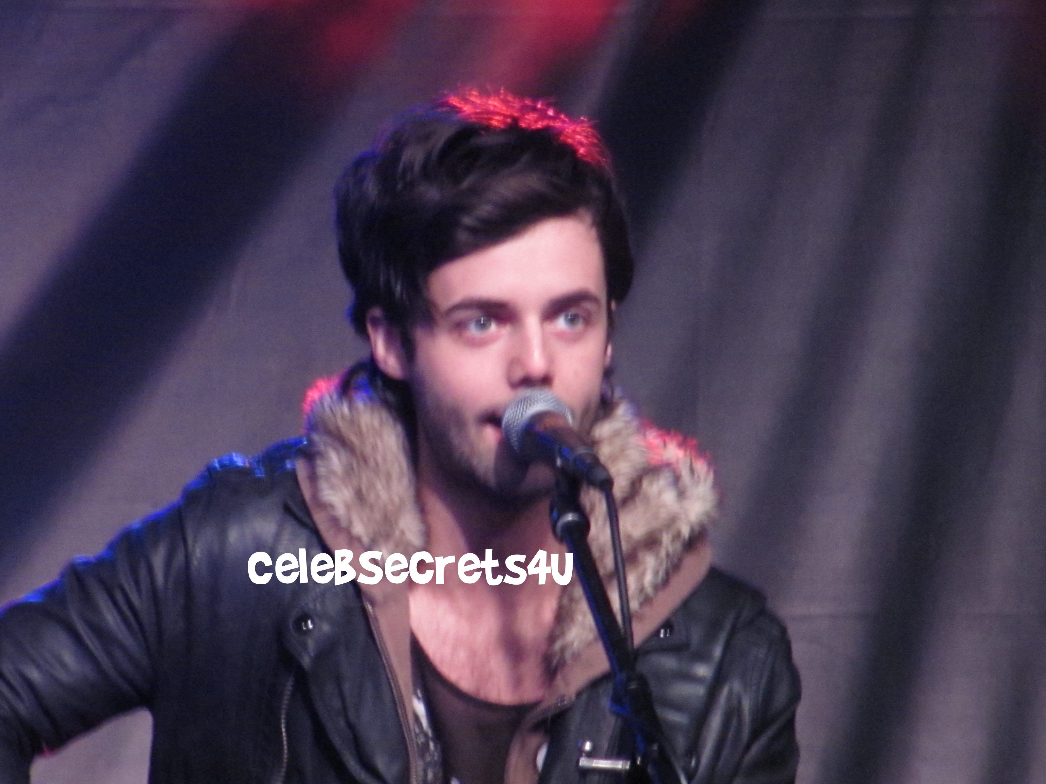 Exclusive: CelebSecrets4U “Rocks The Red Kettle” at L.A. Live