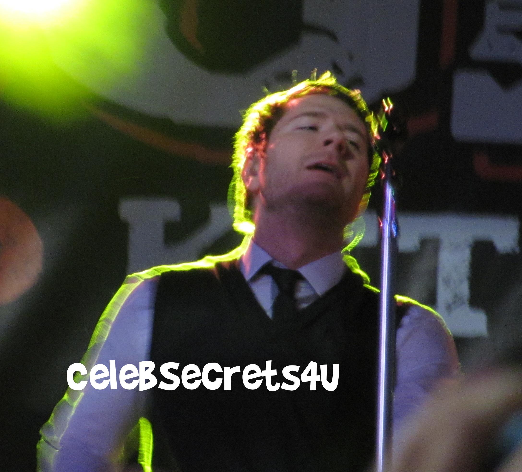 Exclusive: CelebSecrets4U “Rocks The Red Kettle” at L.A. Live