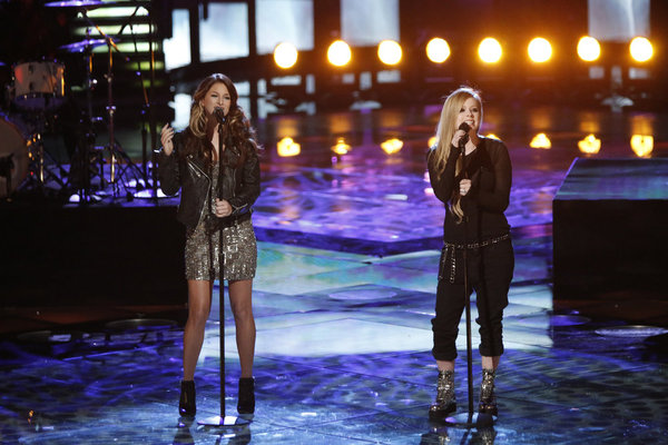 Cassadee Pope WINS “The Voice” Cycle 3 (@CassadeePope, @NBCTheVoice)