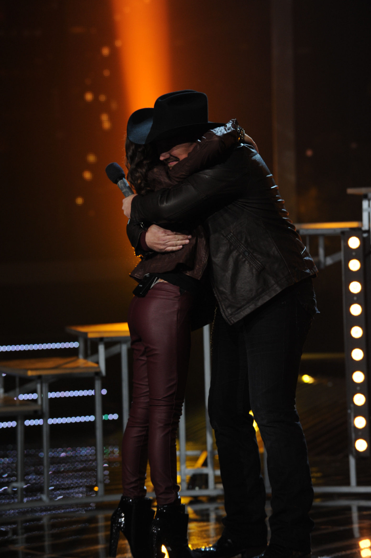 “The X Factor” Recap – Tate Stevens Wins TXF Season 2 (@TheXFactorUSA)