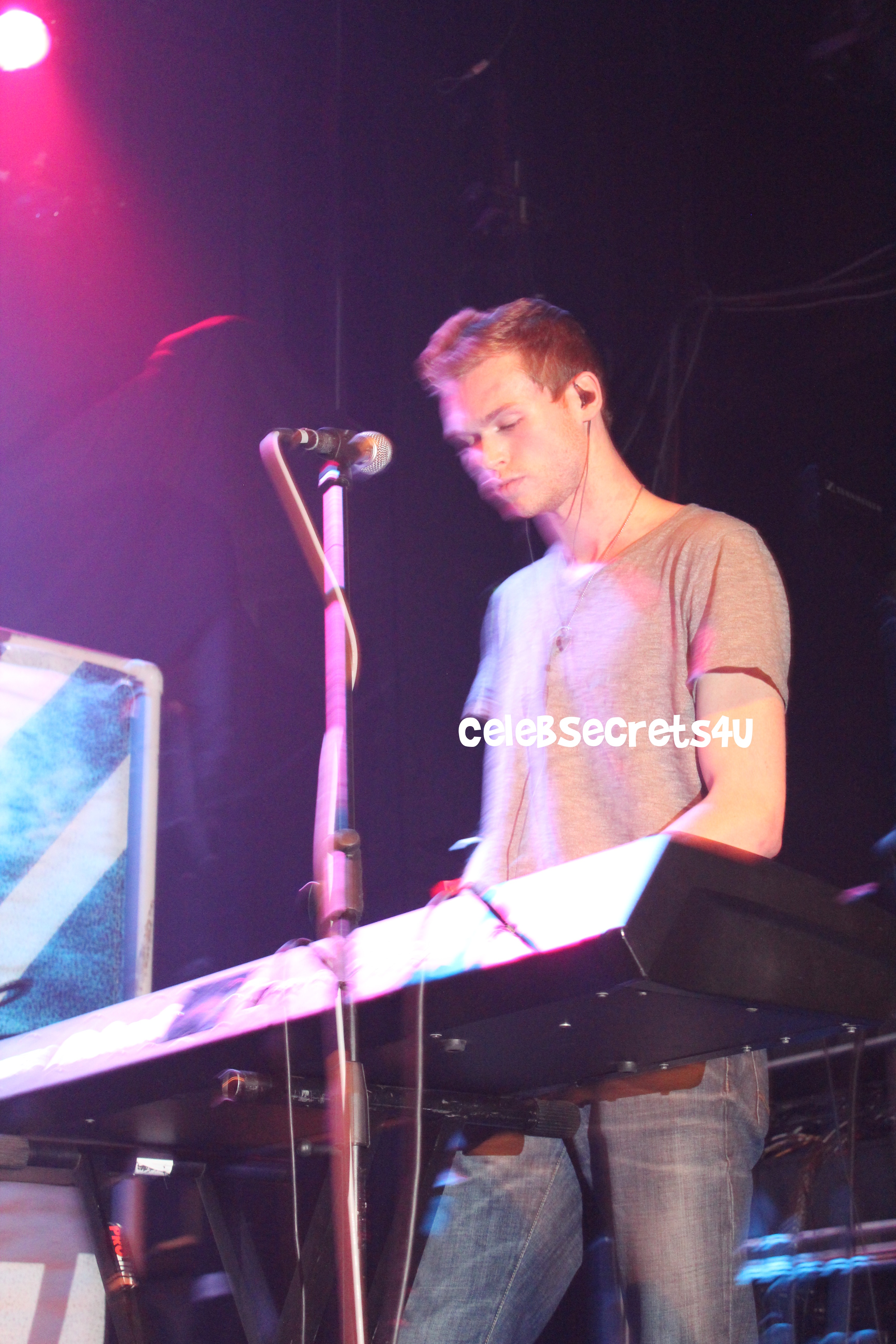 Exclusive Photos: Paradise Fears Rocks the Gramercy Theatre (@ParadiseFears)