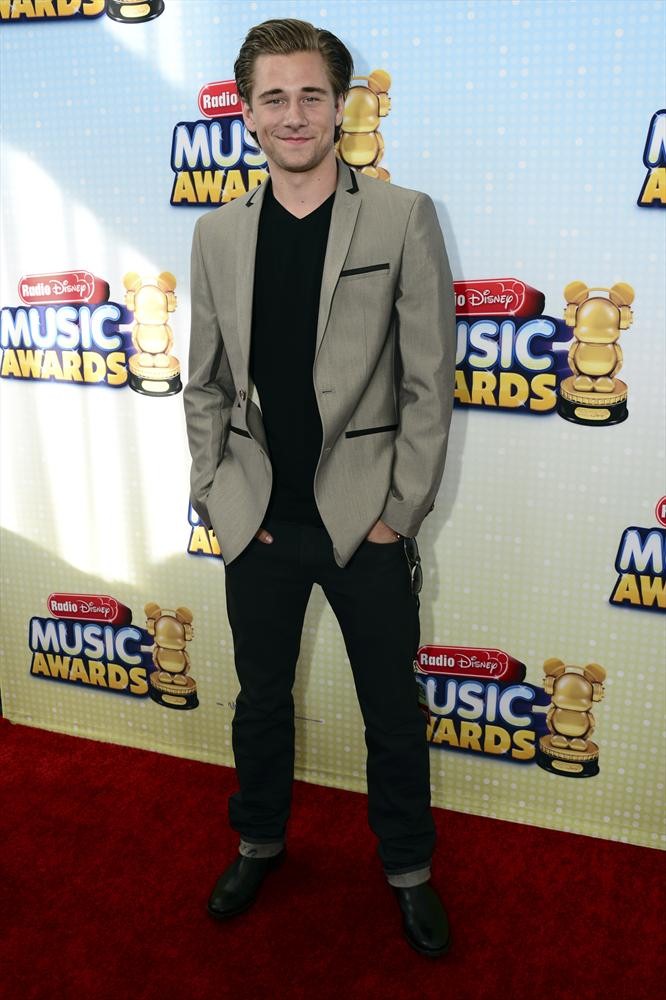 2013 Radio Disney Music Awards – Red Carpet Arrival Gallery @RADIODISNEY #RDMA
