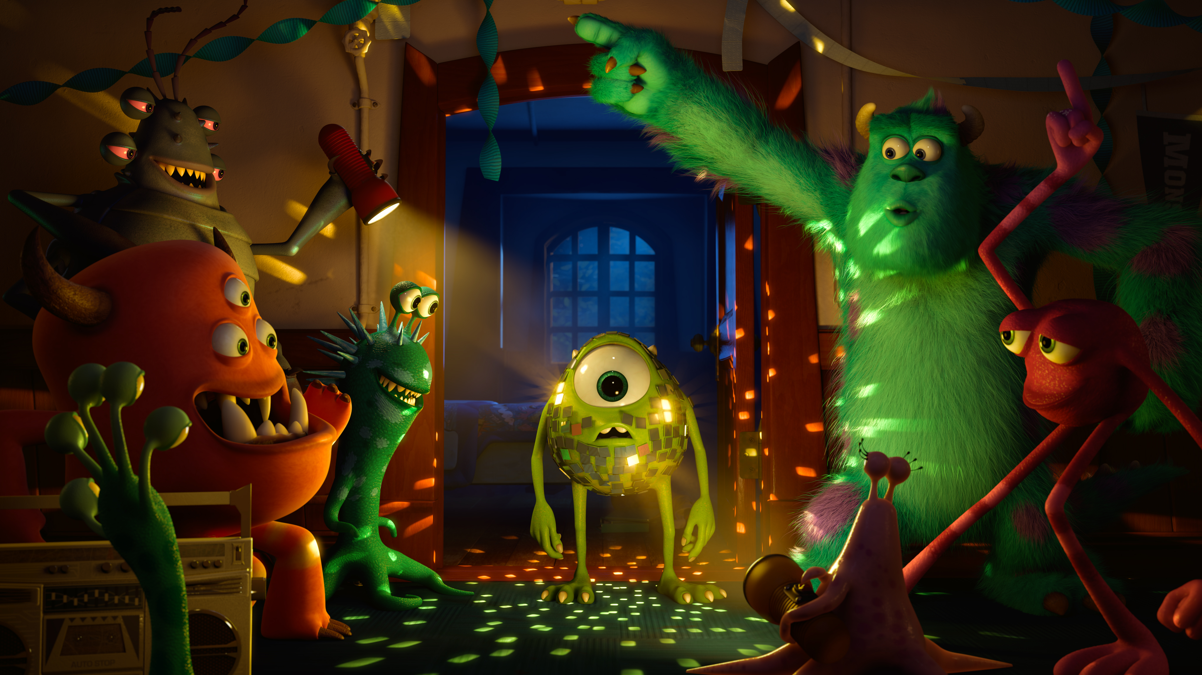 Exclusive: Disney’s “Monsters University” – CelebSecrets4U’s Closer Look (@MonstersU)