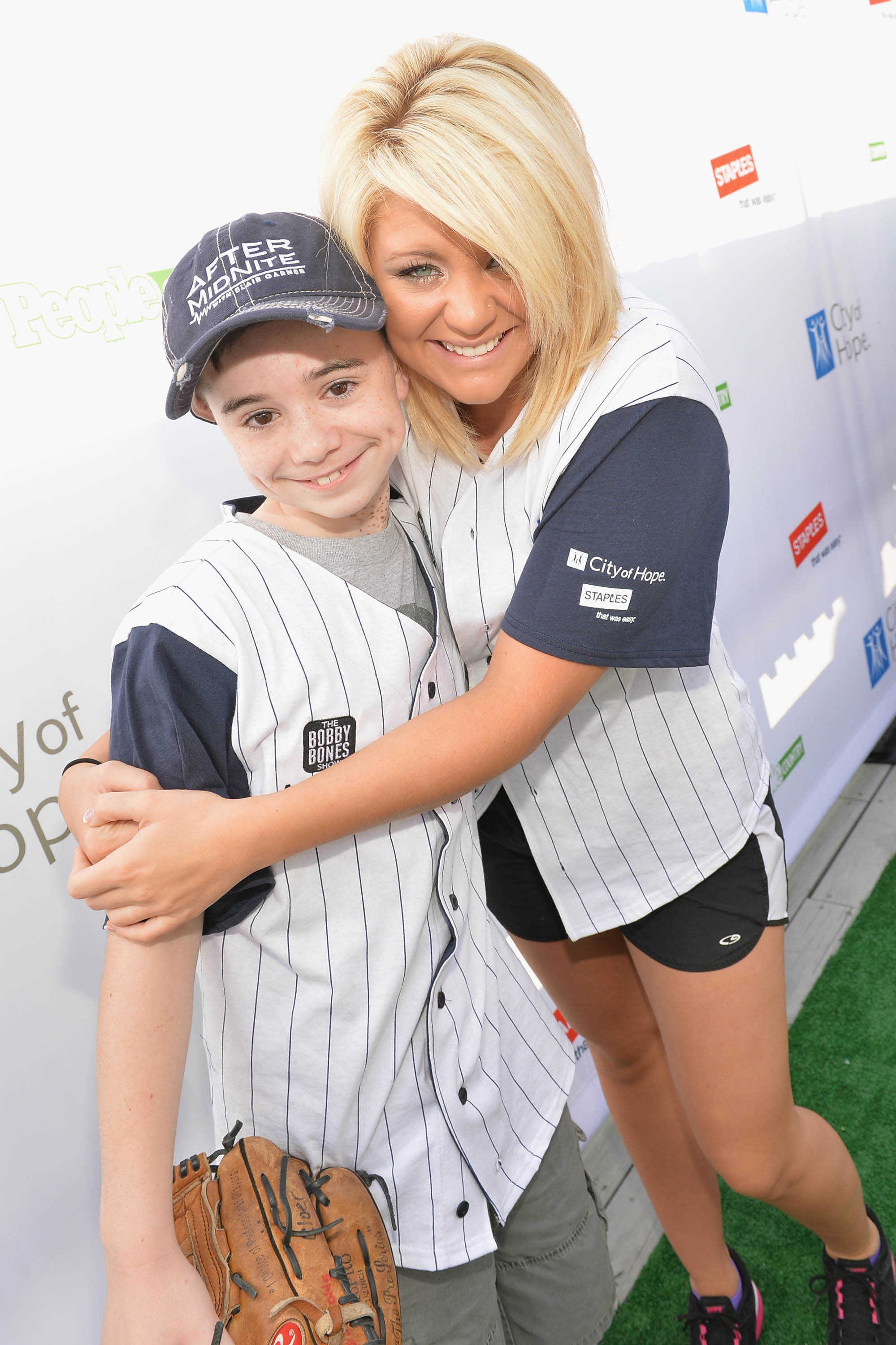 Exclusive: CelebSecrets4U Attends CMA Fest’s City of Hope Celebrity Softball Challenge @CityofHope #CMAFest
