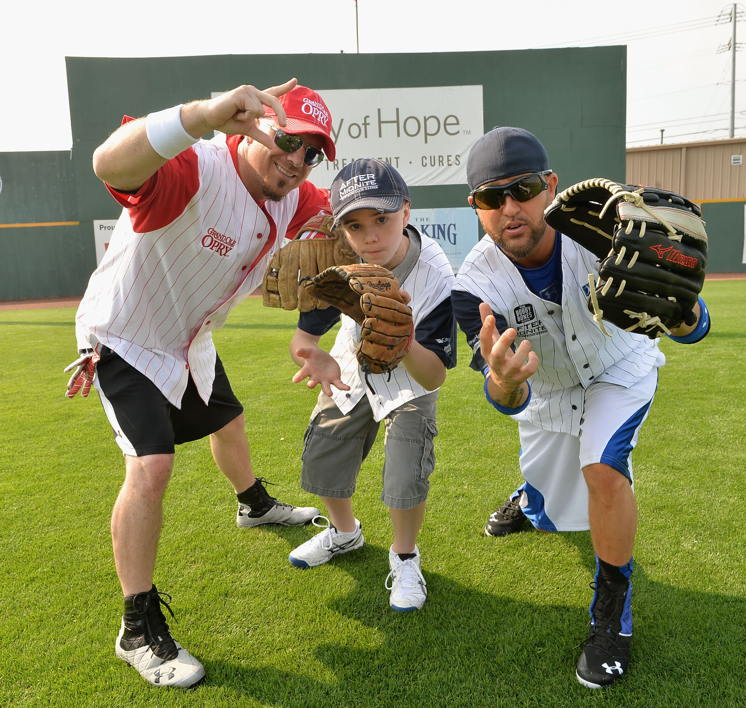 Exclusive: CelebSecrets4U Attends CMA Fest’s City of Hope Celebrity Softball Challenge @CityofHope #CMAFest