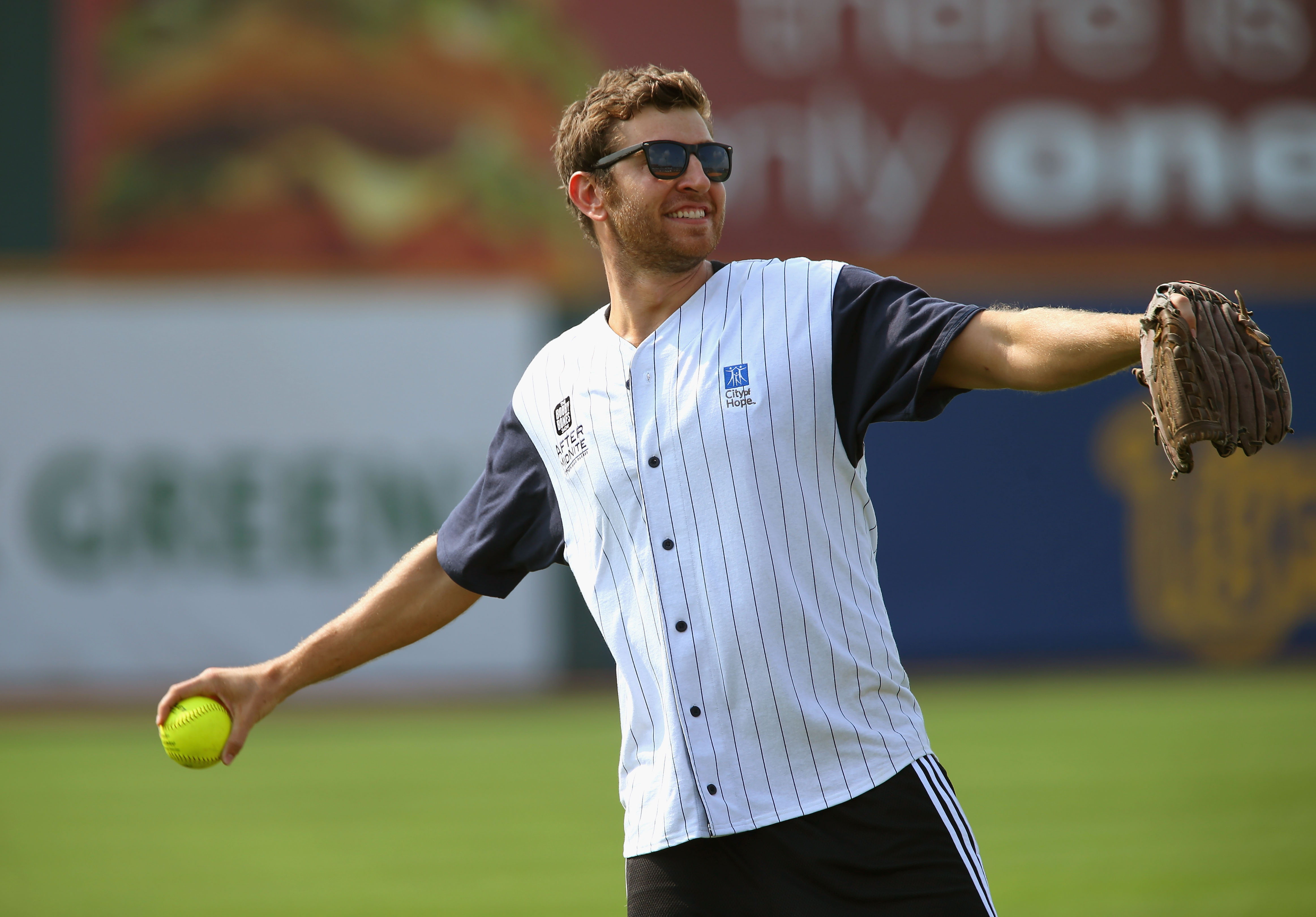 Exclusive: CelebSecrets4U Attends CMA Fest’s City of Hope Celebrity Softball Challenge @CityofHope #CMAFest