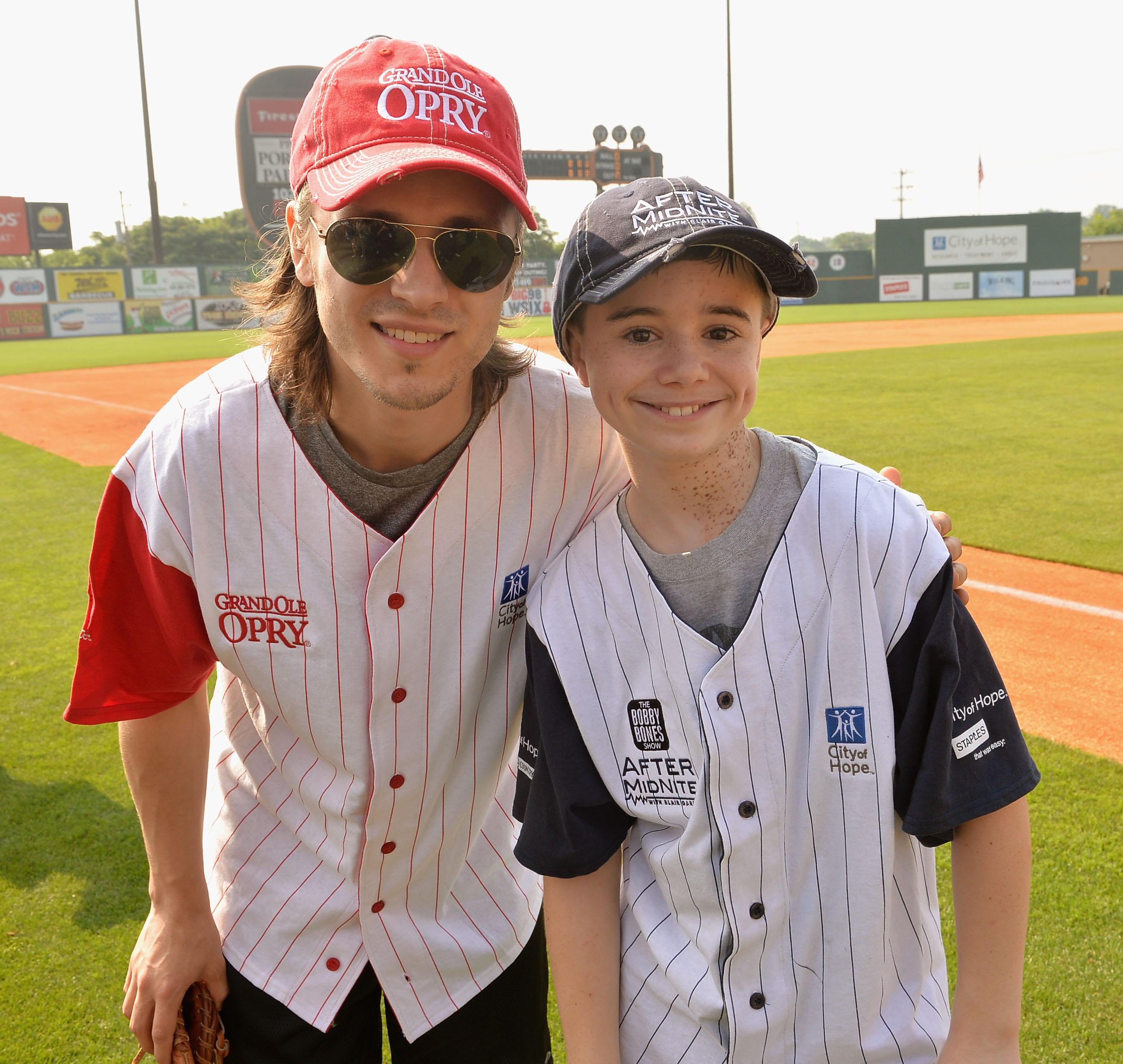 Exclusive: CelebSecrets4U Attends CMA Fest’s City of Hope Celebrity Softball Challenge @CityofHope #CMAFest