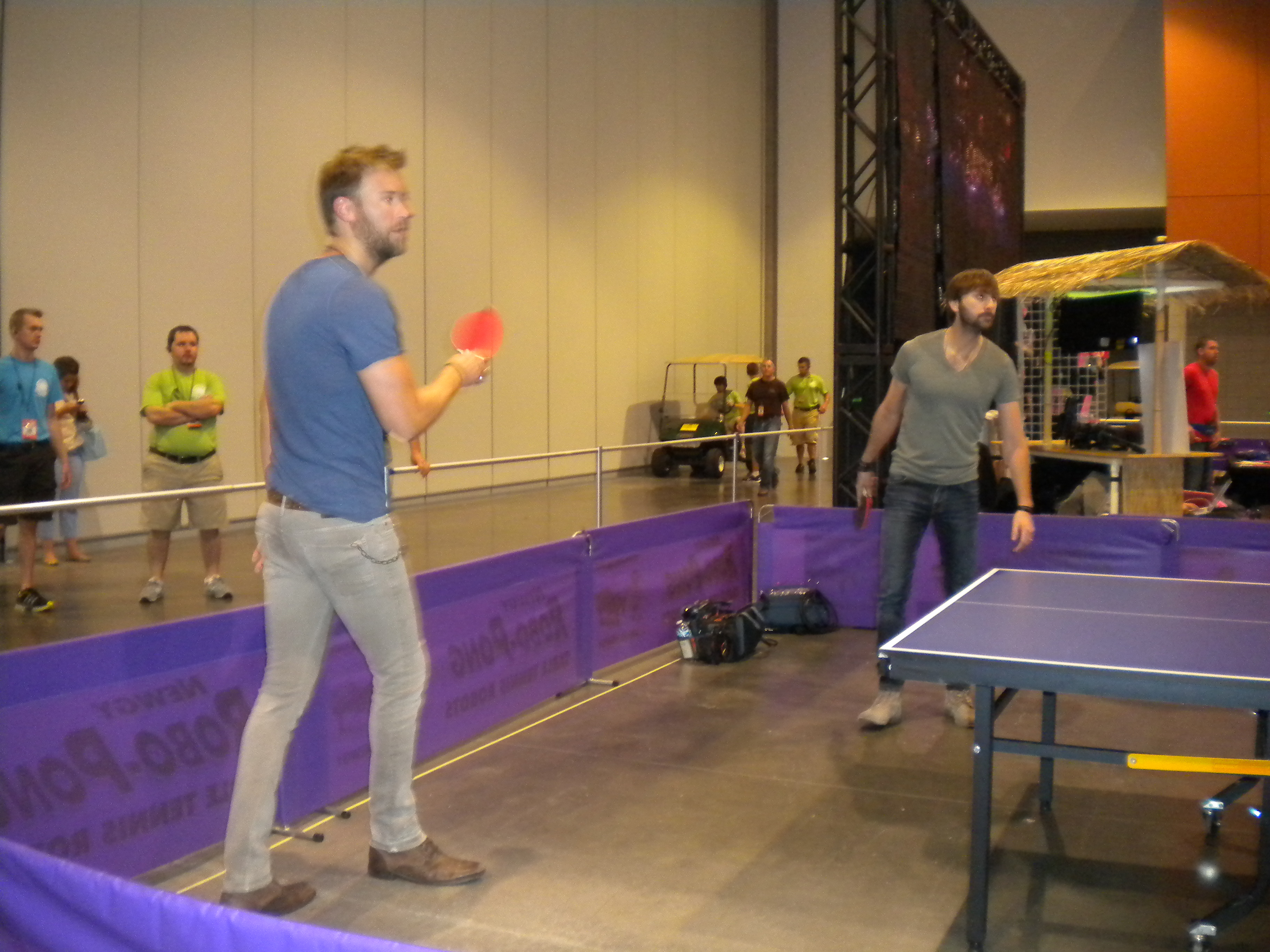 2013 CMA Fest: Lady Antebellum Kicks Off the 42nd Annual Fan Fair X (@ladyantebellum)