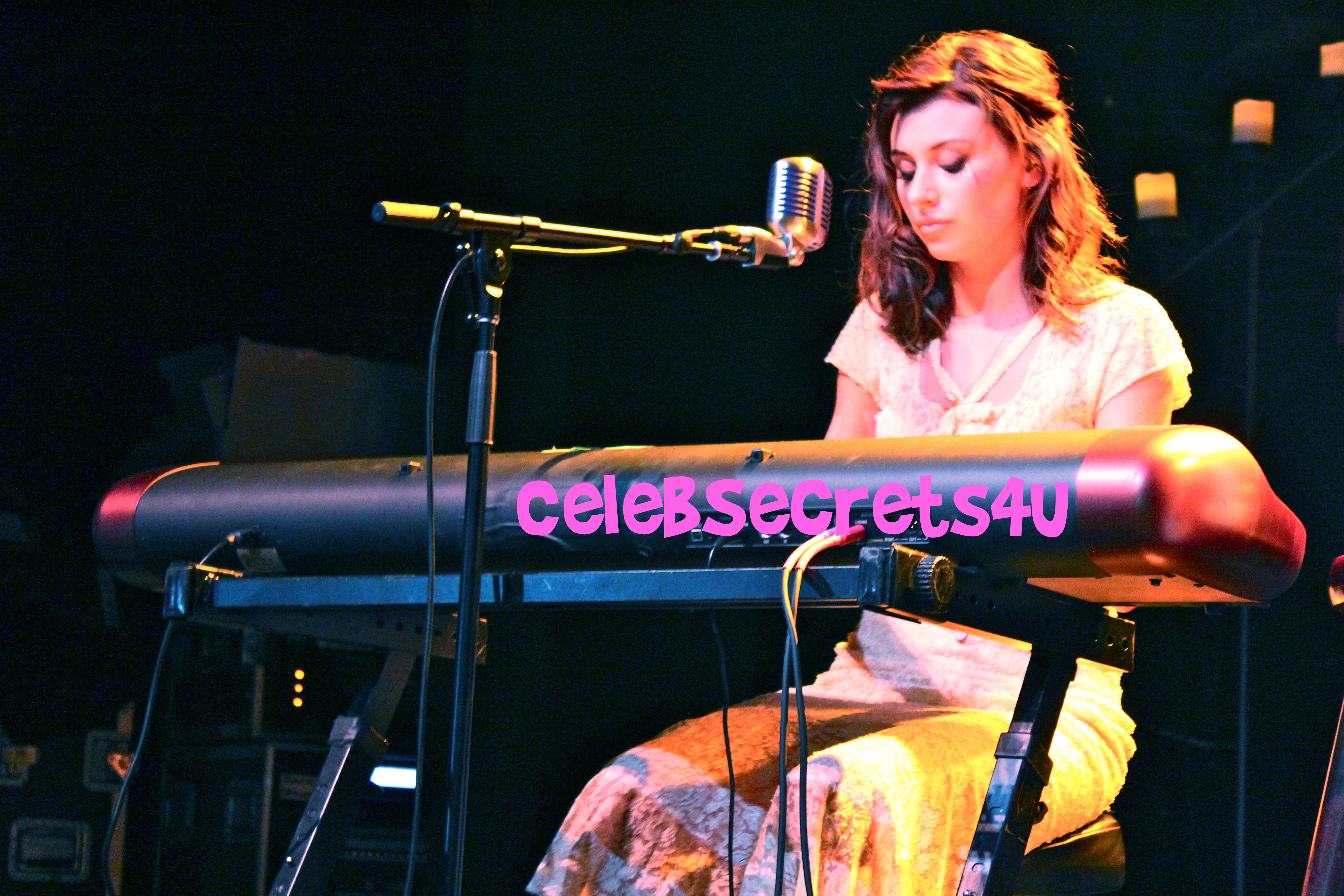 Exclusive: CelebSecrets4U Checks Out 78Violet’s NYC Showcase (@78Violet)