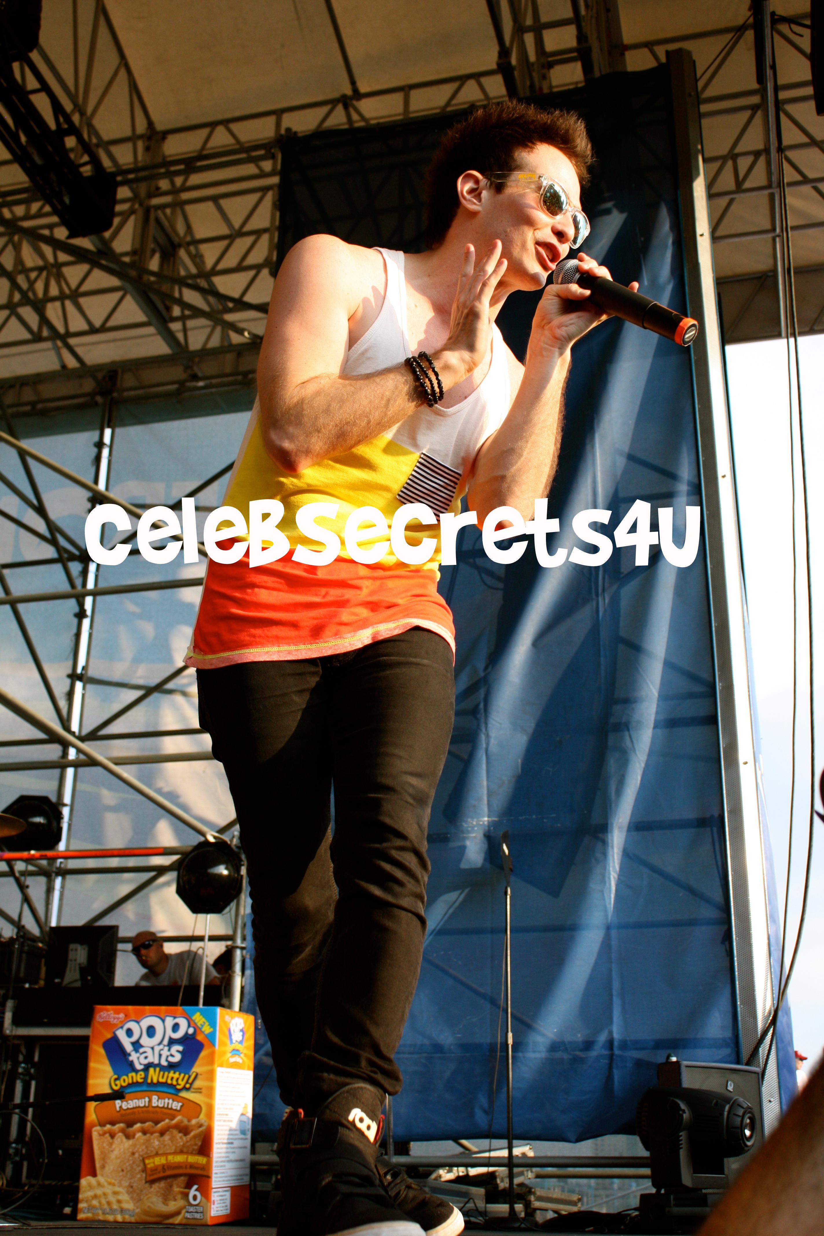 Exclusive: CelebSecrets4U Attends Pop-Tarts’ “Crazy Good Summer” Concert feat. Demi Lovato