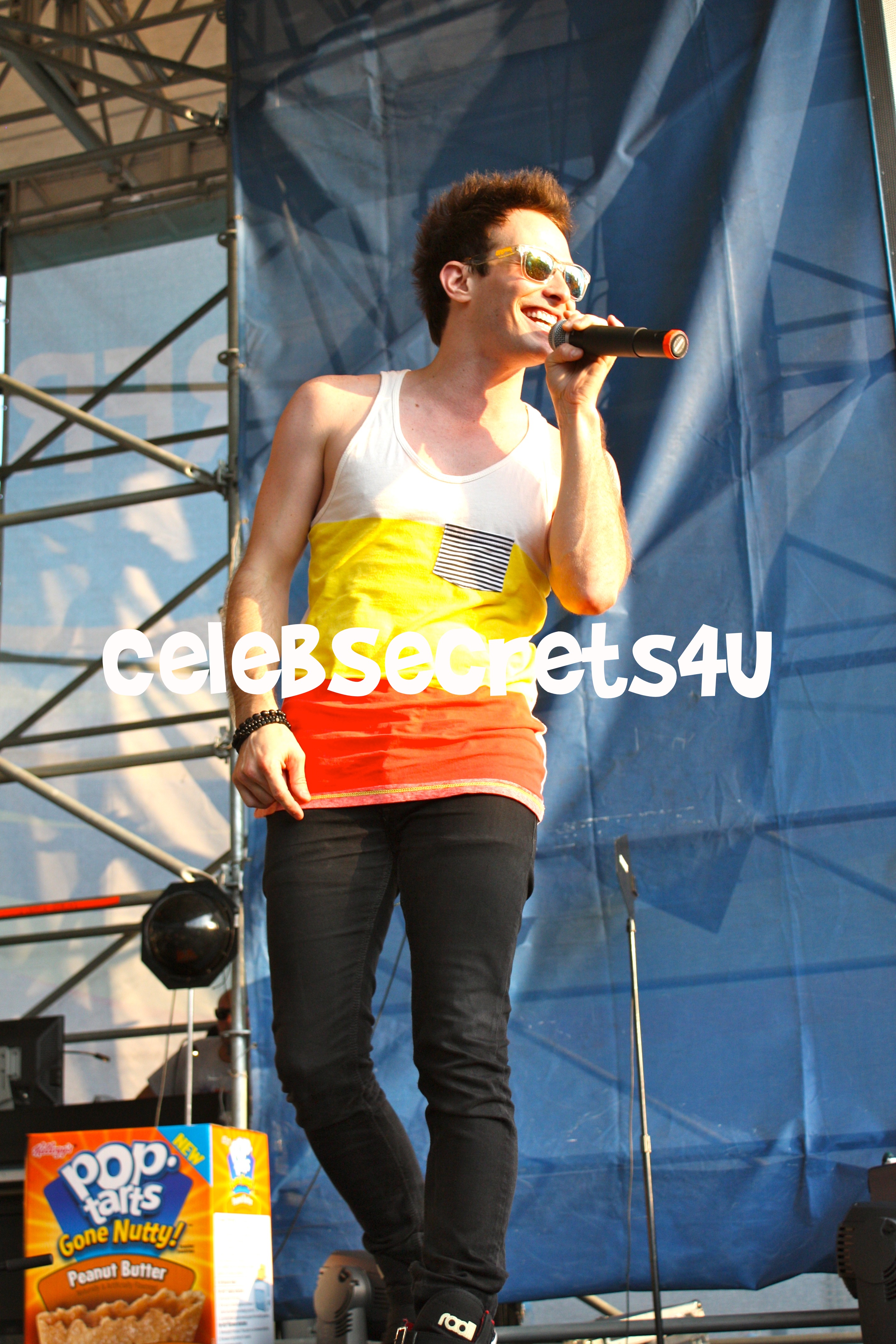 Exclusive: CelebSecrets4U Attends Pop-Tarts’ “Crazy Good Summer” Concert feat. Demi Lovato
