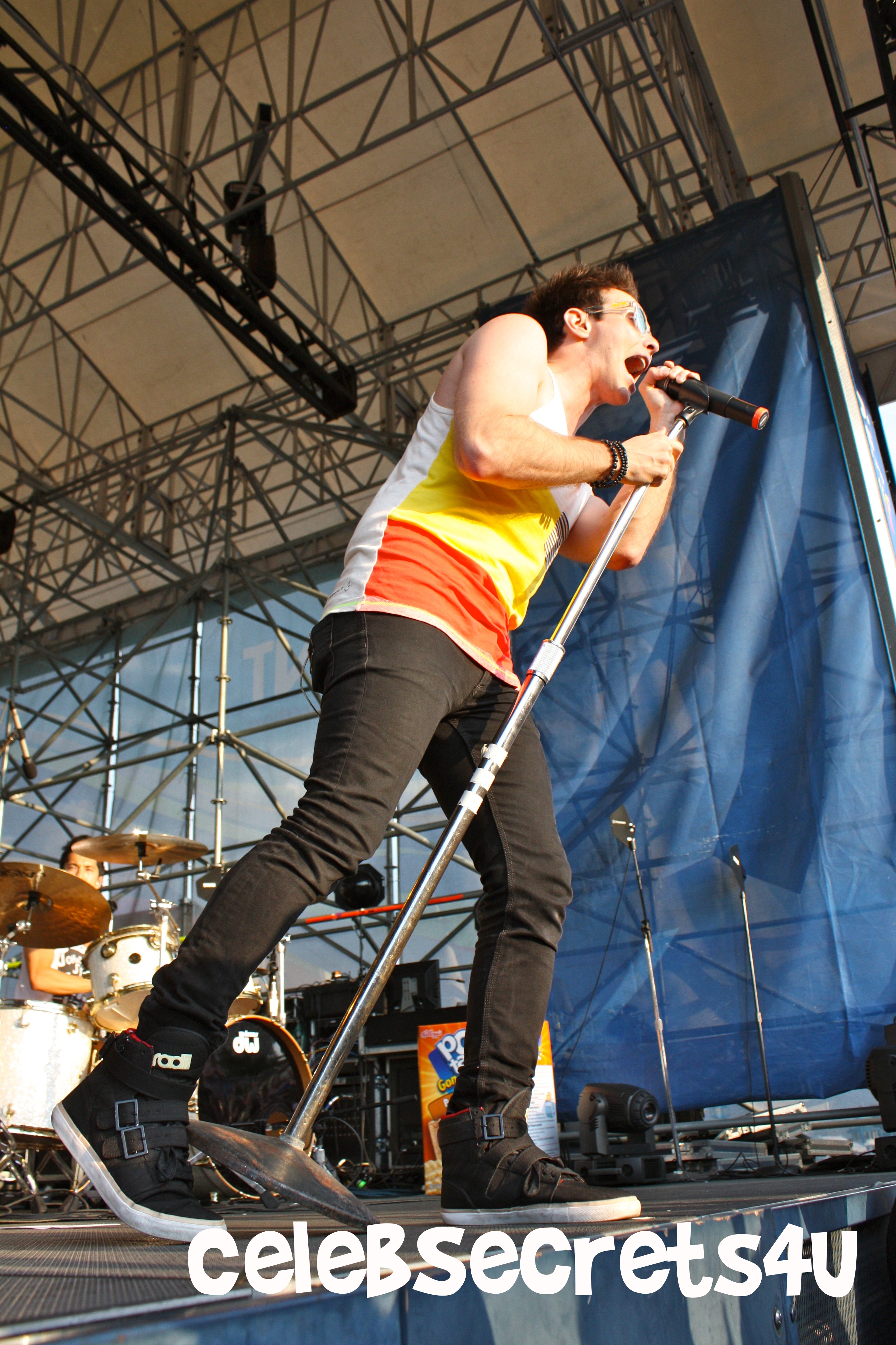 Exclusive: CelebSecrets4U Attends Pop-Tarts’ “Crazy Good Summer” Concert feat. Demi Lovato