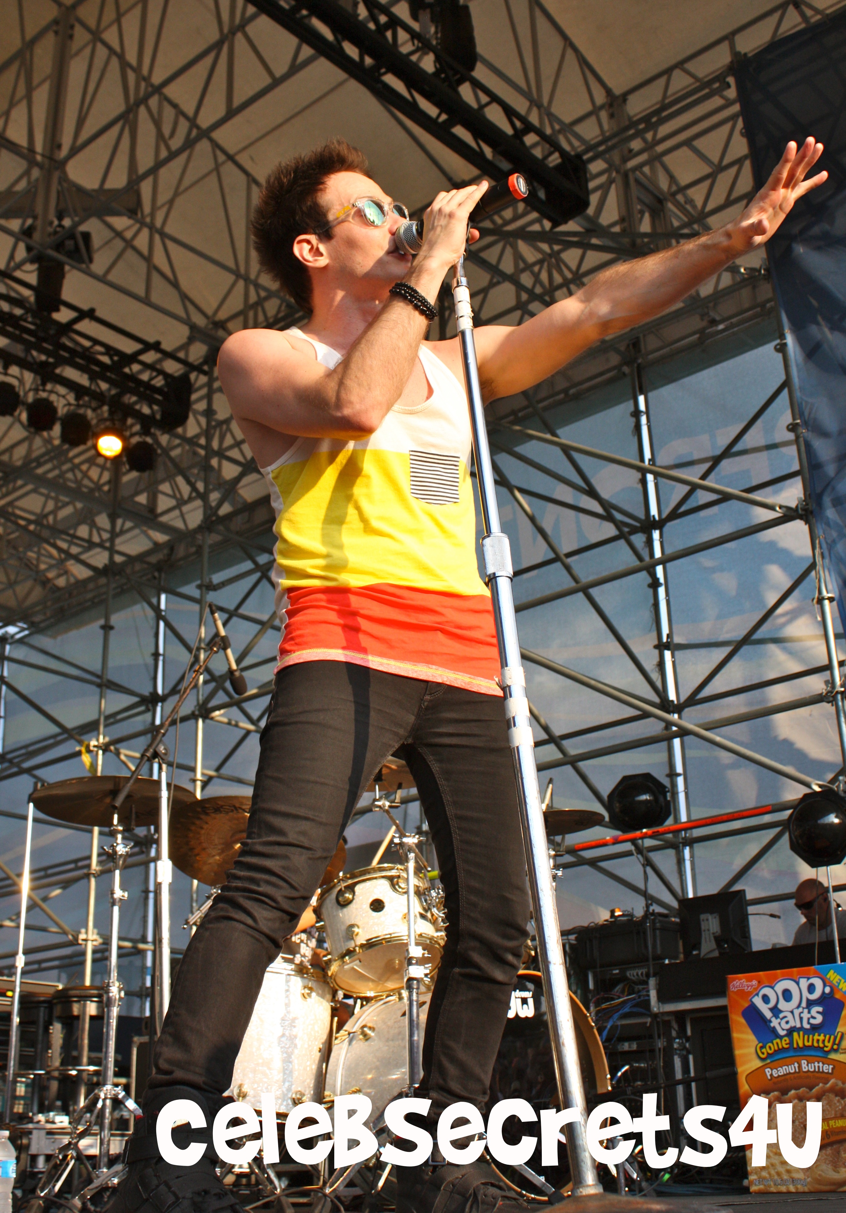 Exclusive: CelebSecrets4U Attends Pop-Tarts’ “Crazy Good Summer” Concert feat. Demi Lovato