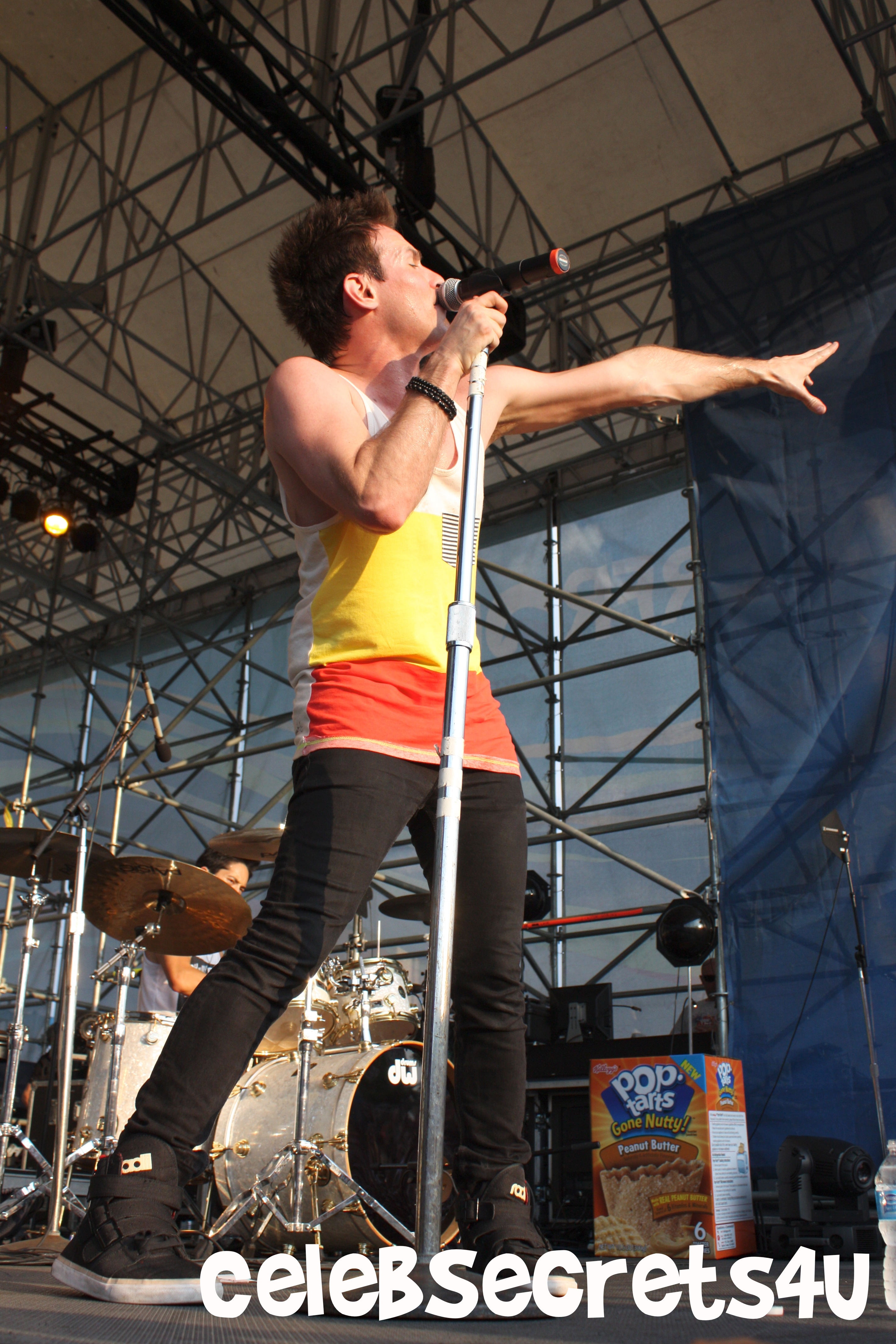 Exclusive: CelebSecrets4U Attends Pop-Tarts’ “Crazy Good Summer” Concert feat. Demi Lovato