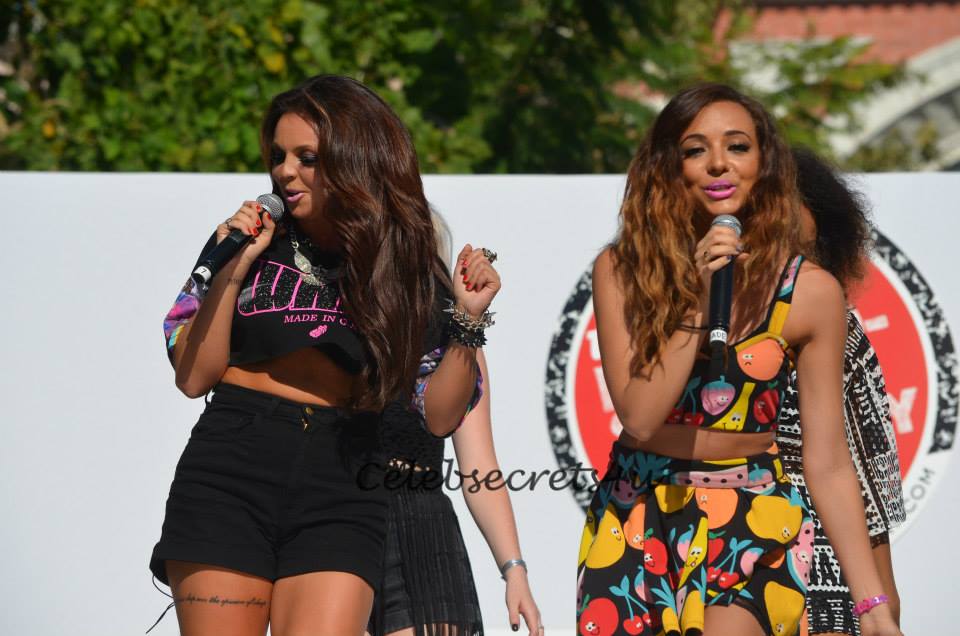 Exclusive: CelebSecrets4U Attends Teen Vogue’s Back To School Saturday Fashion Show! (@TeenVogue)