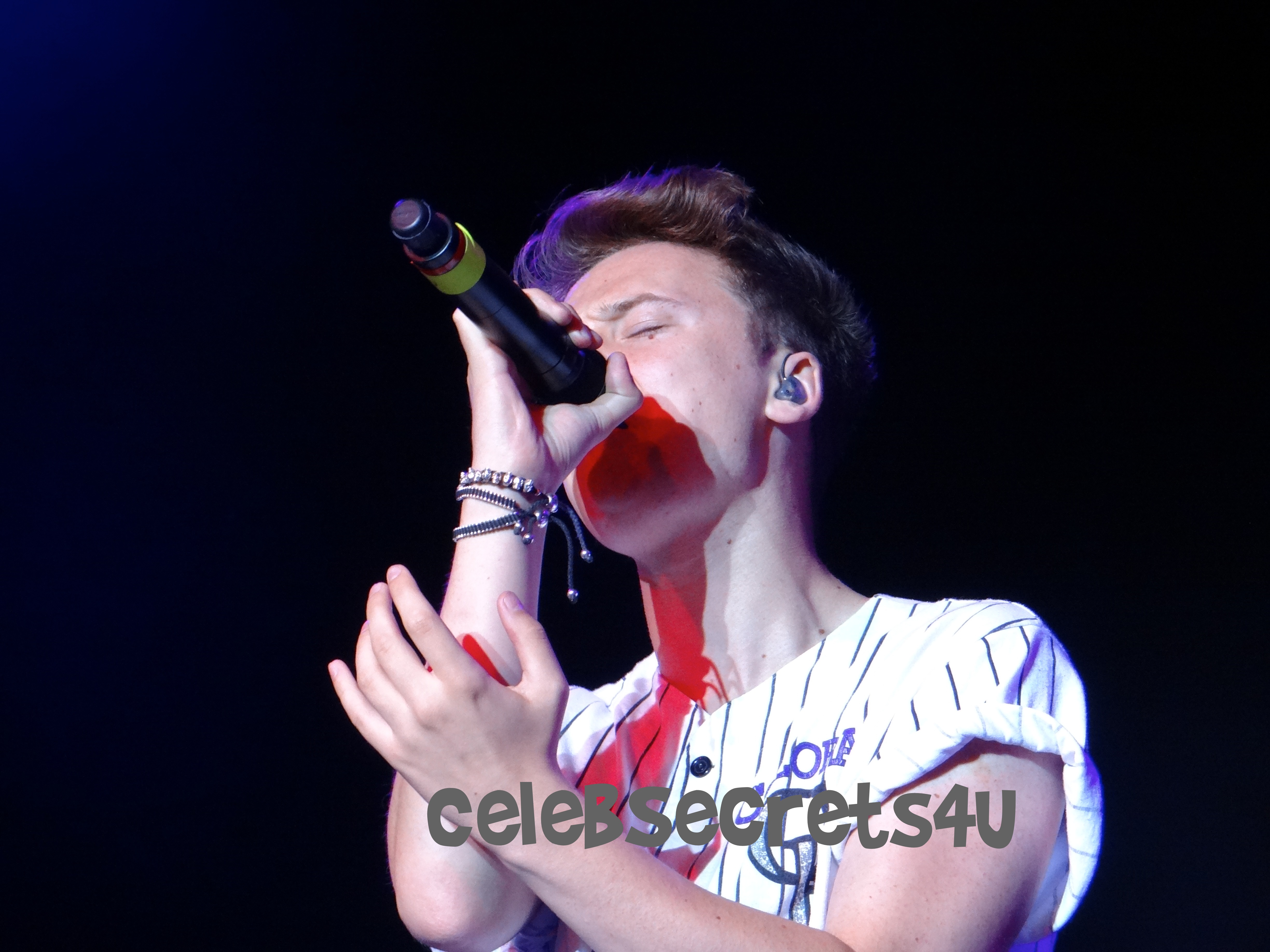 Exclusive: CelebSecrets4U Attends Pop-Tarts “Crazy Good Summer” Concert LA