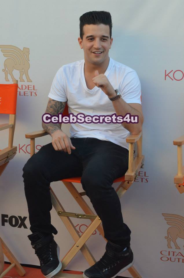 R5: 12th Annual Citadel Outlets Christmas Tree Lighting w/Jesse McCartney & Bonnie McKee