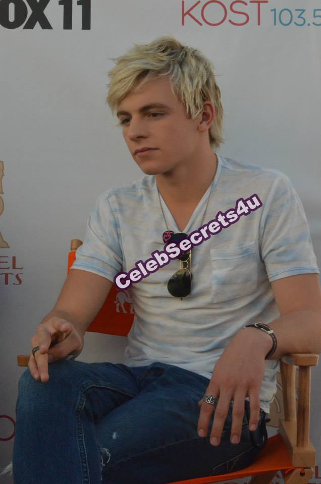 R5: 12th Annual Citadel Outlets Christmas Tree Lighting w/Jesse McCartney & Bonnie McKee