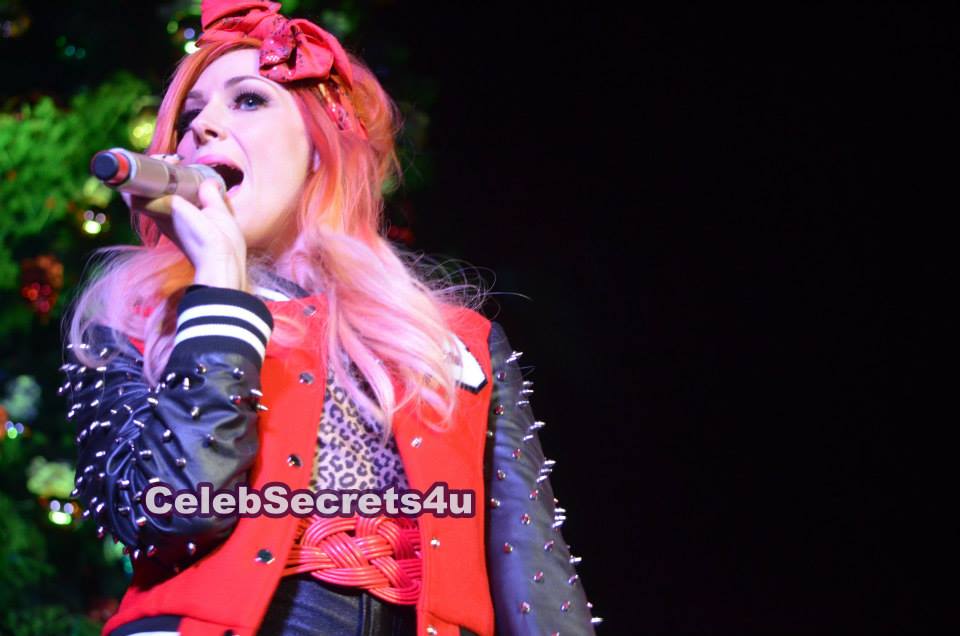 R5: 12th Annual Citadel Outlets Christmas Tree Lighting w/Jesse McCartney & Bonnie McKee
