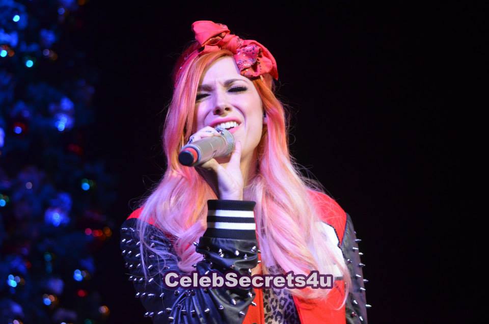 R5: 12th Annual Citadel Outlets Christmas Tree Lighting w/Jesse McCartney & Bonnie McKee