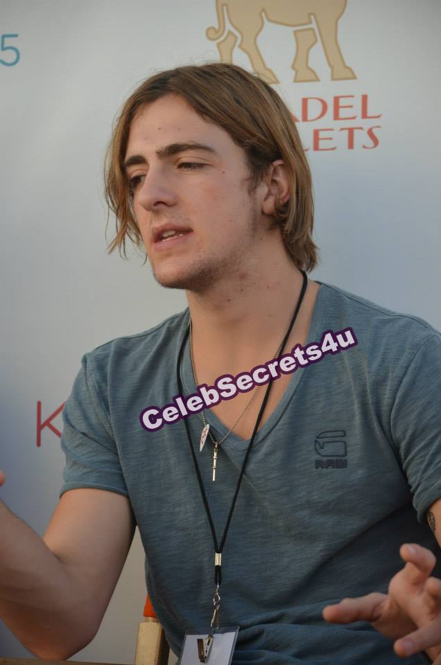 R5: 12th Annual Citadel Outlets Christmas Tree Lighting w/Jesse McCartney & Bonnie McKee