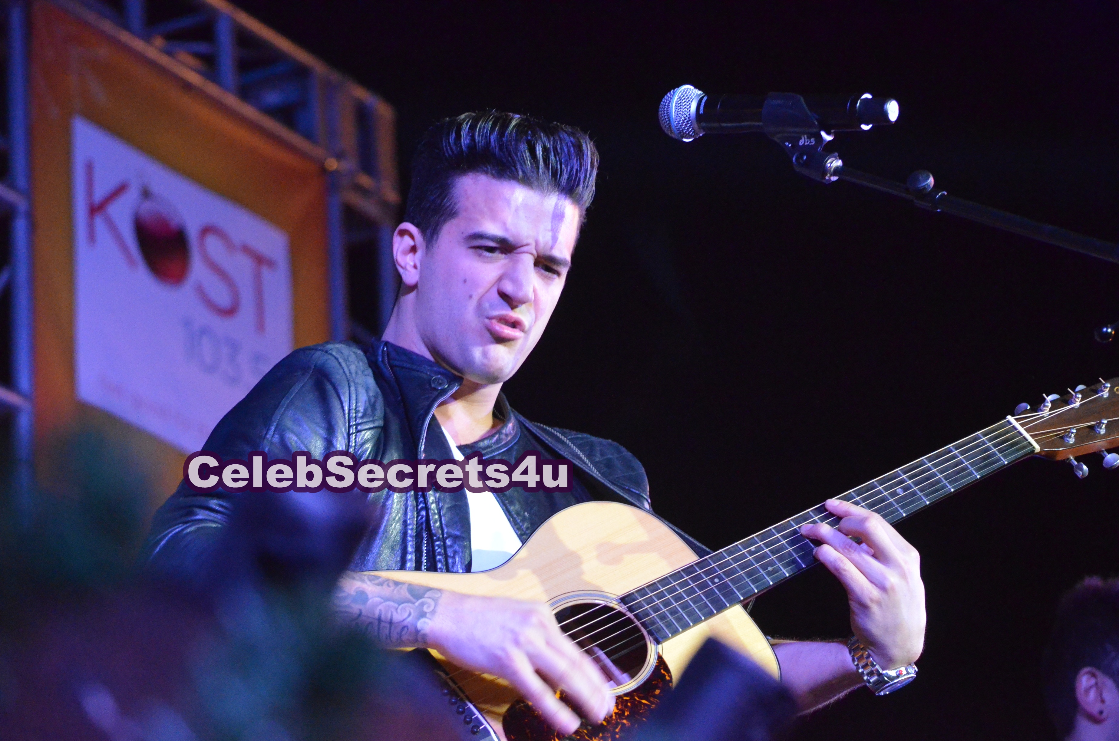 R5: 12th Annual Citadel Outlets Christmas Tree Lighting w/Jesse McCartney & Bonnie McKee