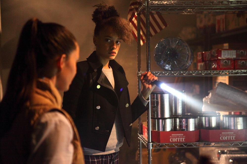 Exclusive: CelebSecrets4U Chats “Ravenswood” Mid-season Finale with Britne Oldford (@britneoldford)