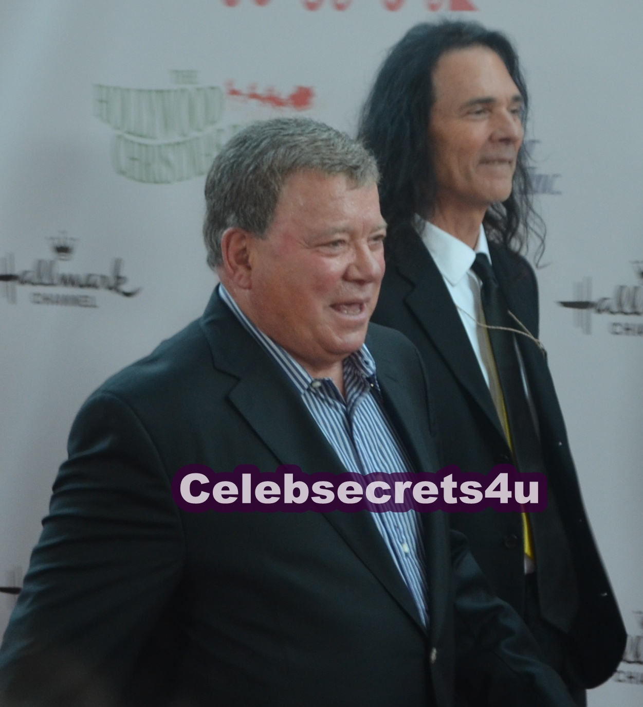 Exclusive: CelebSecrets4U Hits Up the 82nd Annual Hollywood Christmas Parade (@HlywdChristmas)