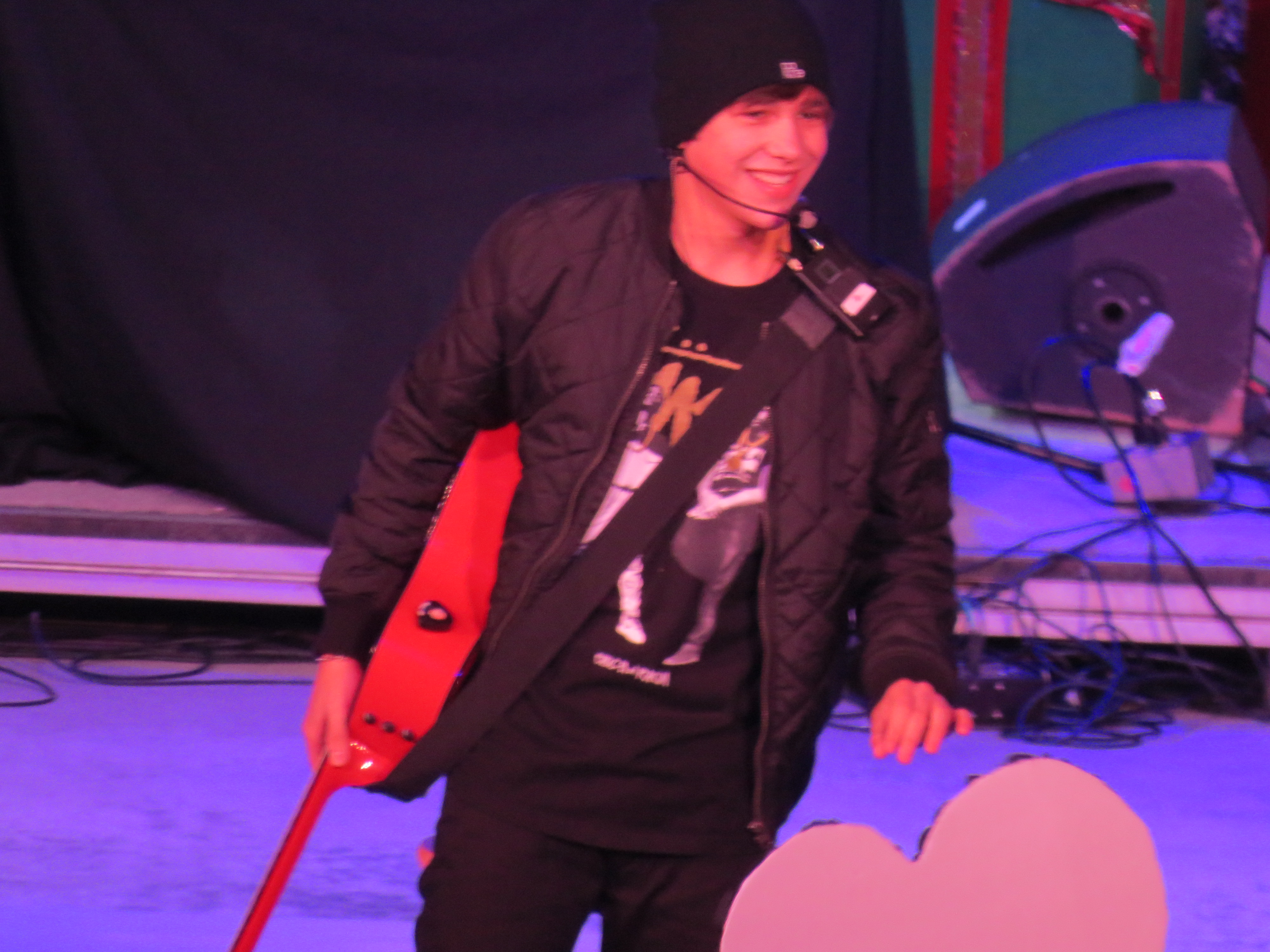 Exclusive: CelebSecrets4U Attends the ‘Rock The Red Kettle’ Concert! (@SalvationArmyUS)