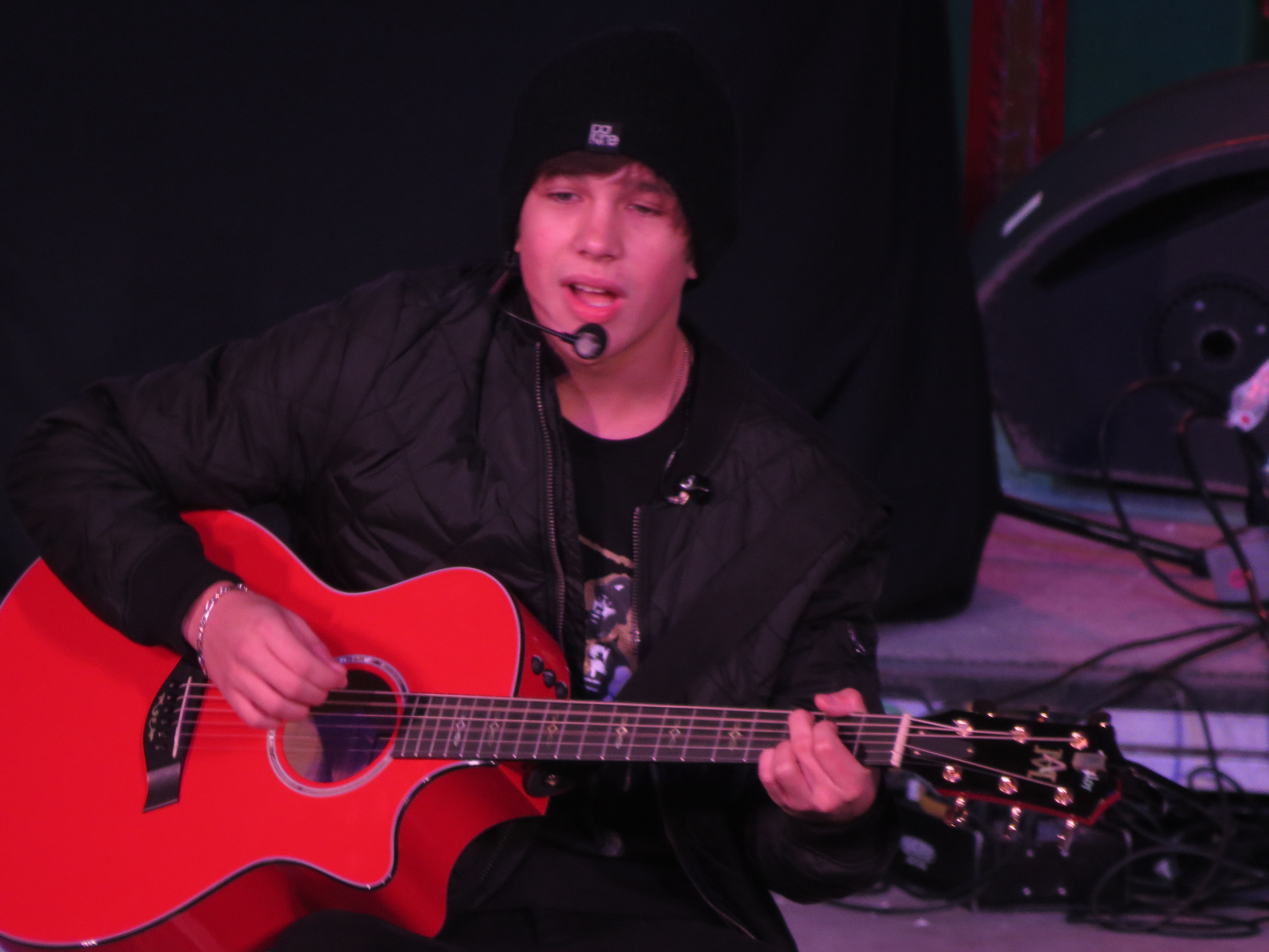 Exclusive: CelebSecrets4U Attends the ‘Rock The Red Kettle’ Concert! (@SalvationArmyUS)
