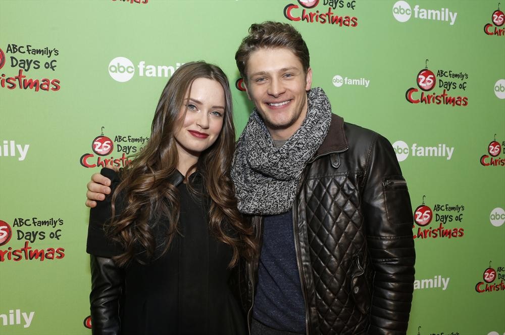 Exclusive: CelebSecrets4U Attends ABC Family’s Winter Wonderland Party!